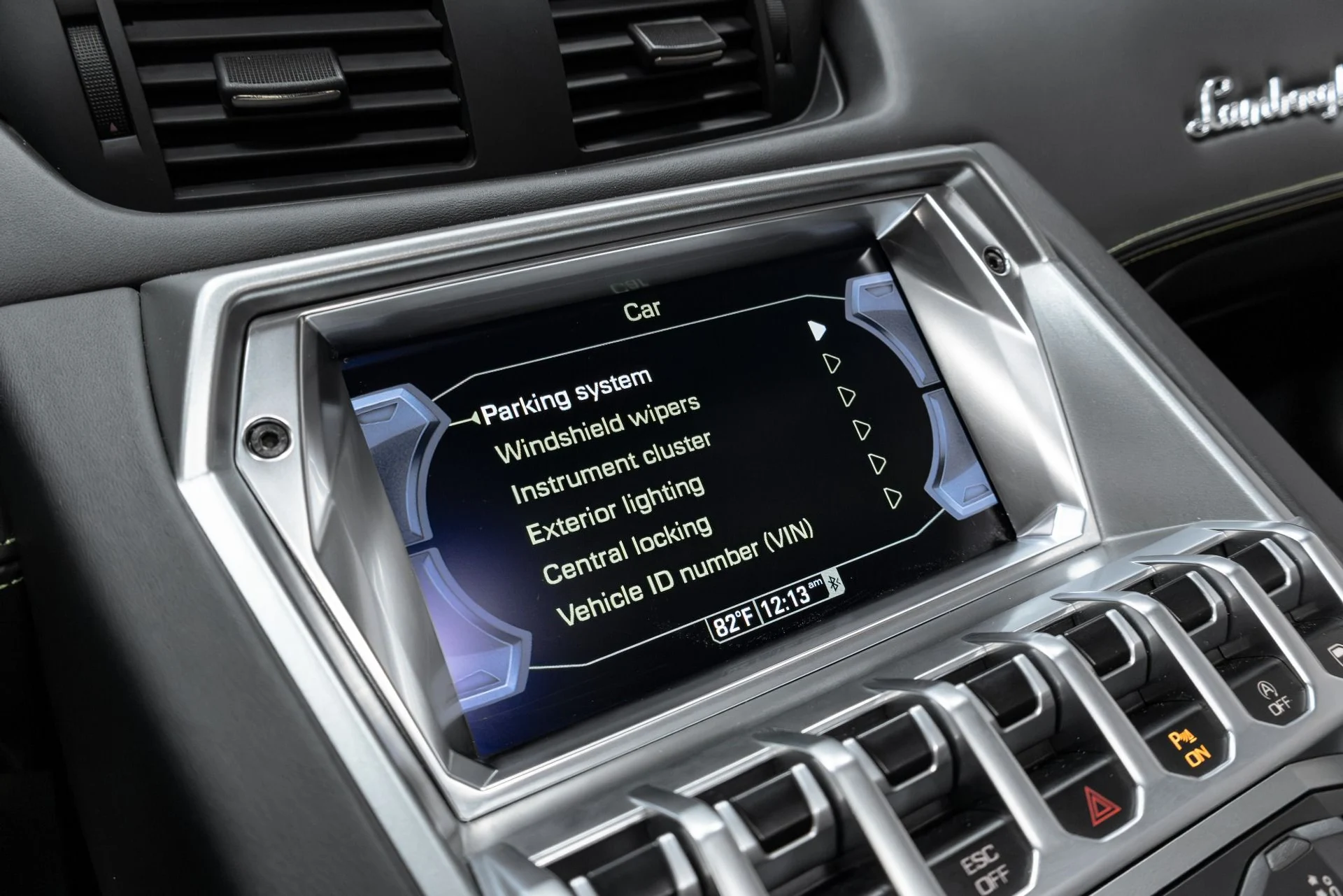 mph067_3727401635_Used_2015_Lamborghini_Aventador_LP_700_4_1770952947_4d538a8195