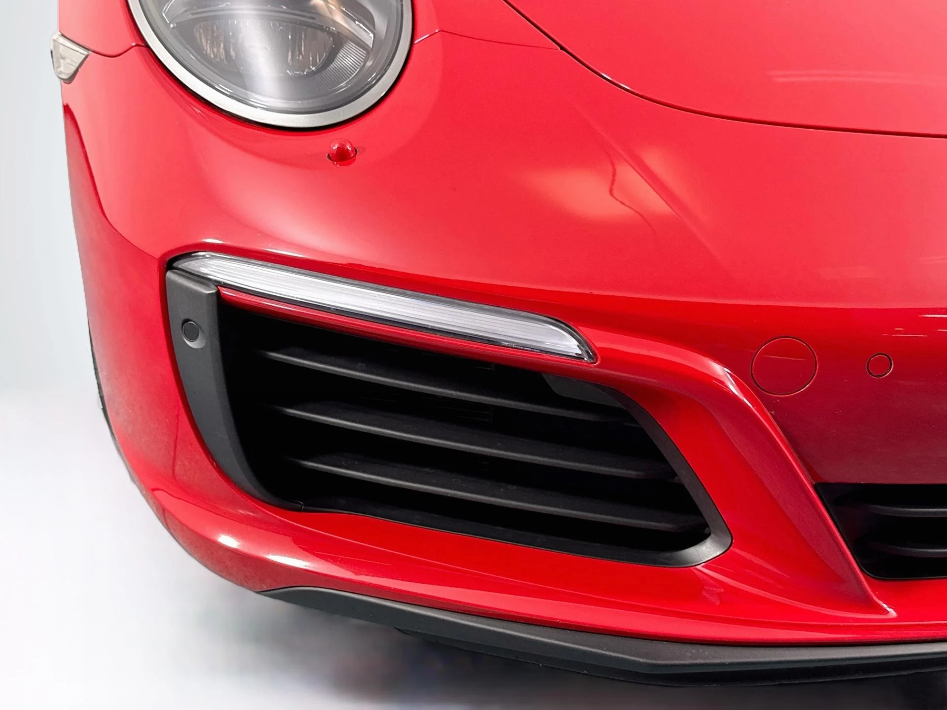mph067_3787443196_Used_2017_Porsche_911_Carrera_S_1791304968_392727befd