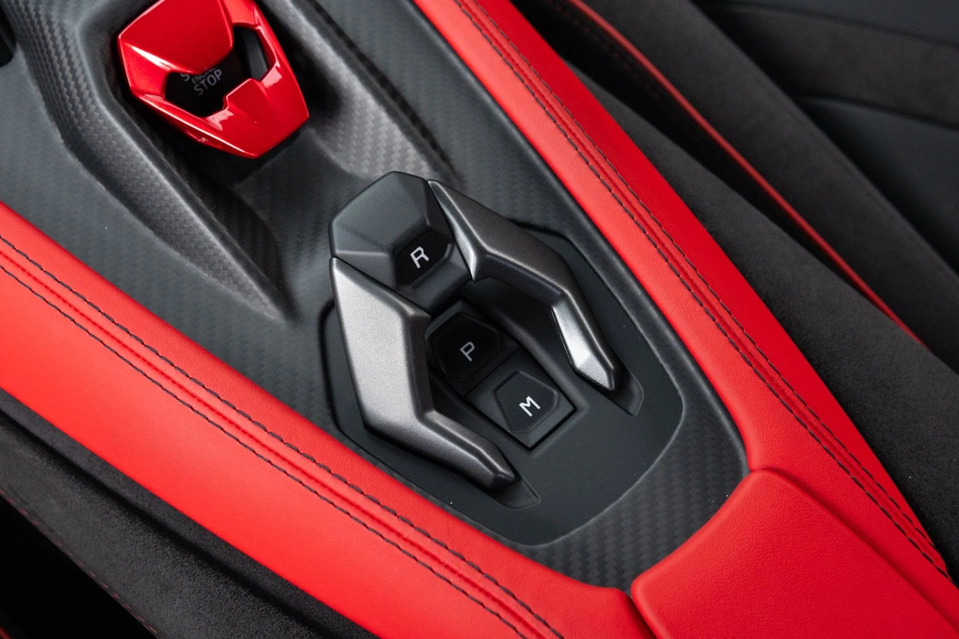 mph067_3813131346_Used_2024_Lamborghini_Revuelto_1778880537_3436796732