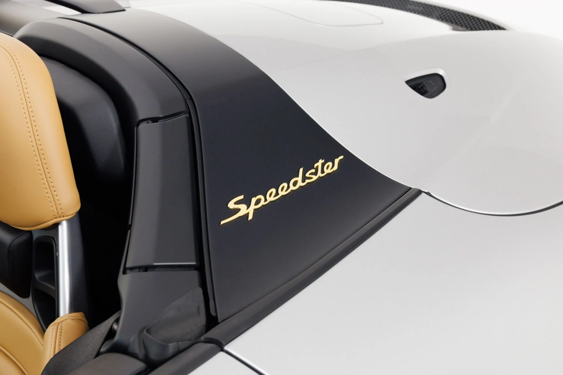 mph067_3828715392_Used_2019_Porsche_911_Speedster_1790794395_447611768e