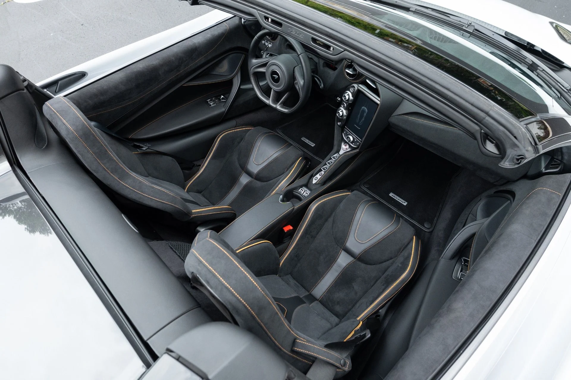 mph067_3842461665_Used_2022_Mc_Laren_720_S_Spider_Performance_1776703279_9924a87ca2