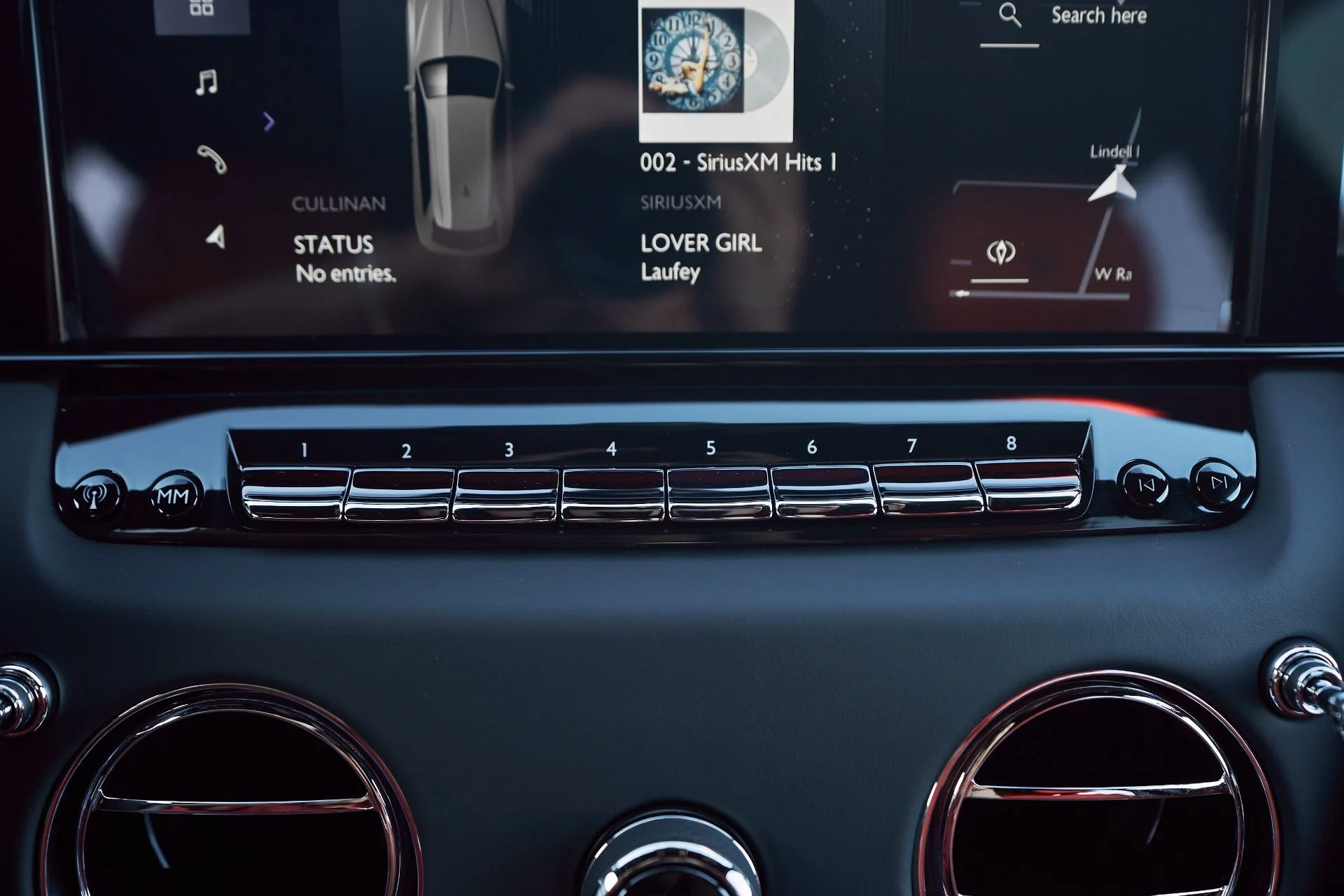 mph067_3902120777_Used_2025_Rolls_Royce_Cullinan_1775588180_58d38d8e5f