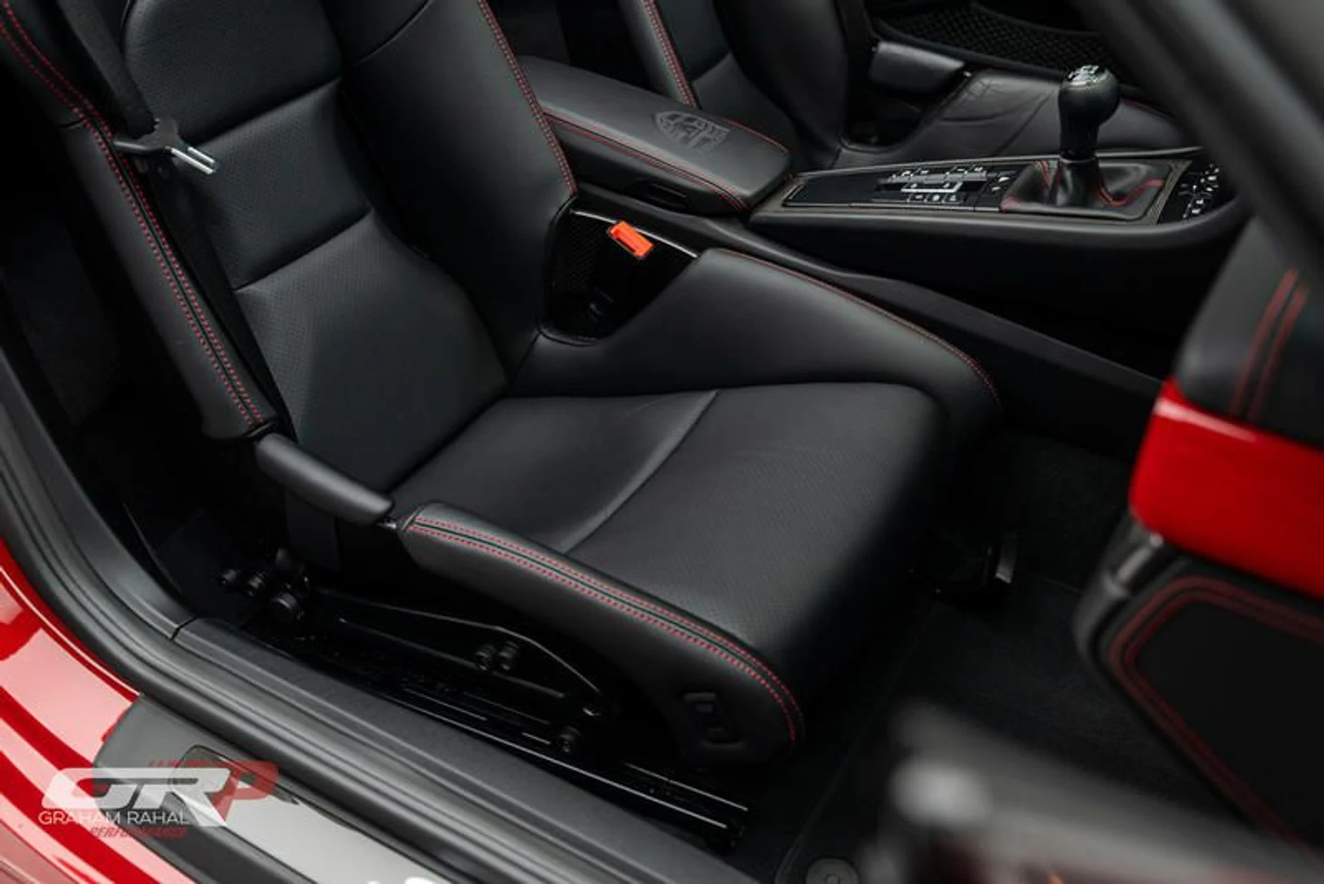 mph067_3924188470_DD_6_A8_CB_1_0870_417_A_8_E2_A_A64_DE_7811_B01_d8b816aa8a