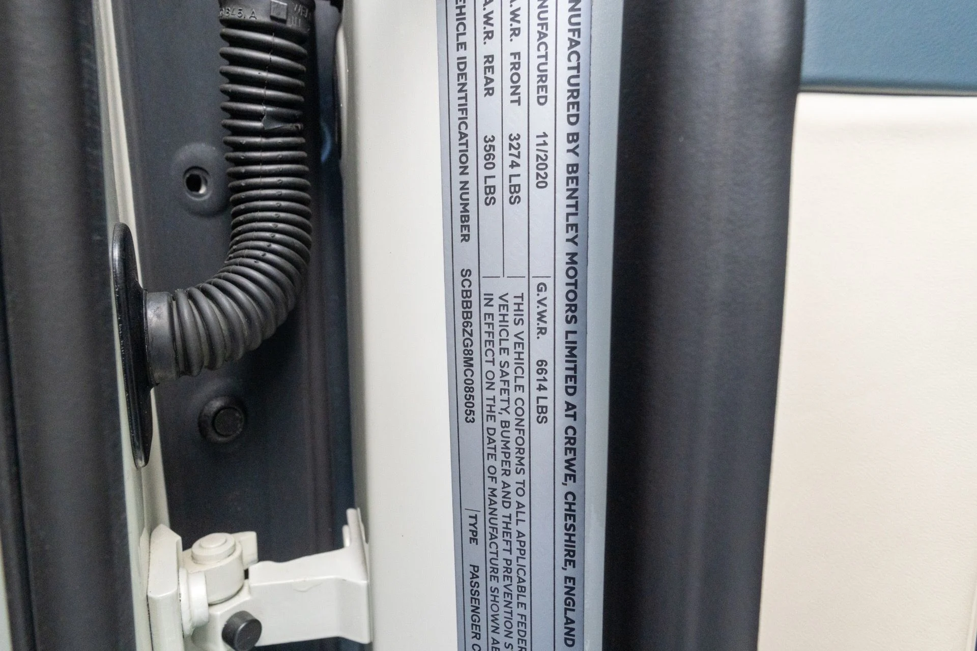 mph067_3933656875_Used_2021_Bentley_Flying_Spur_W12_1764866483_fc7759a319