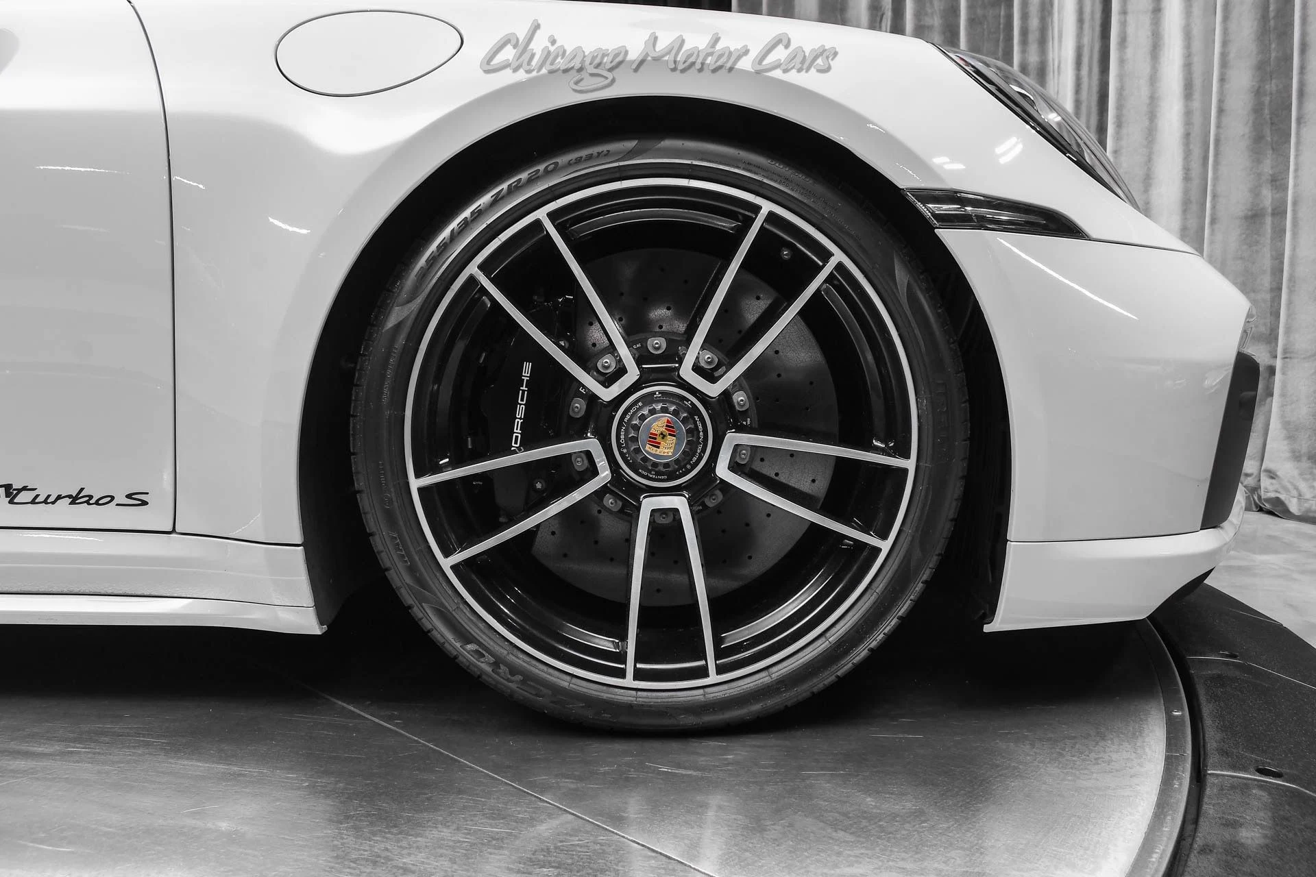 mph067_3939412771_13045_p68_l_3c0a86edf0