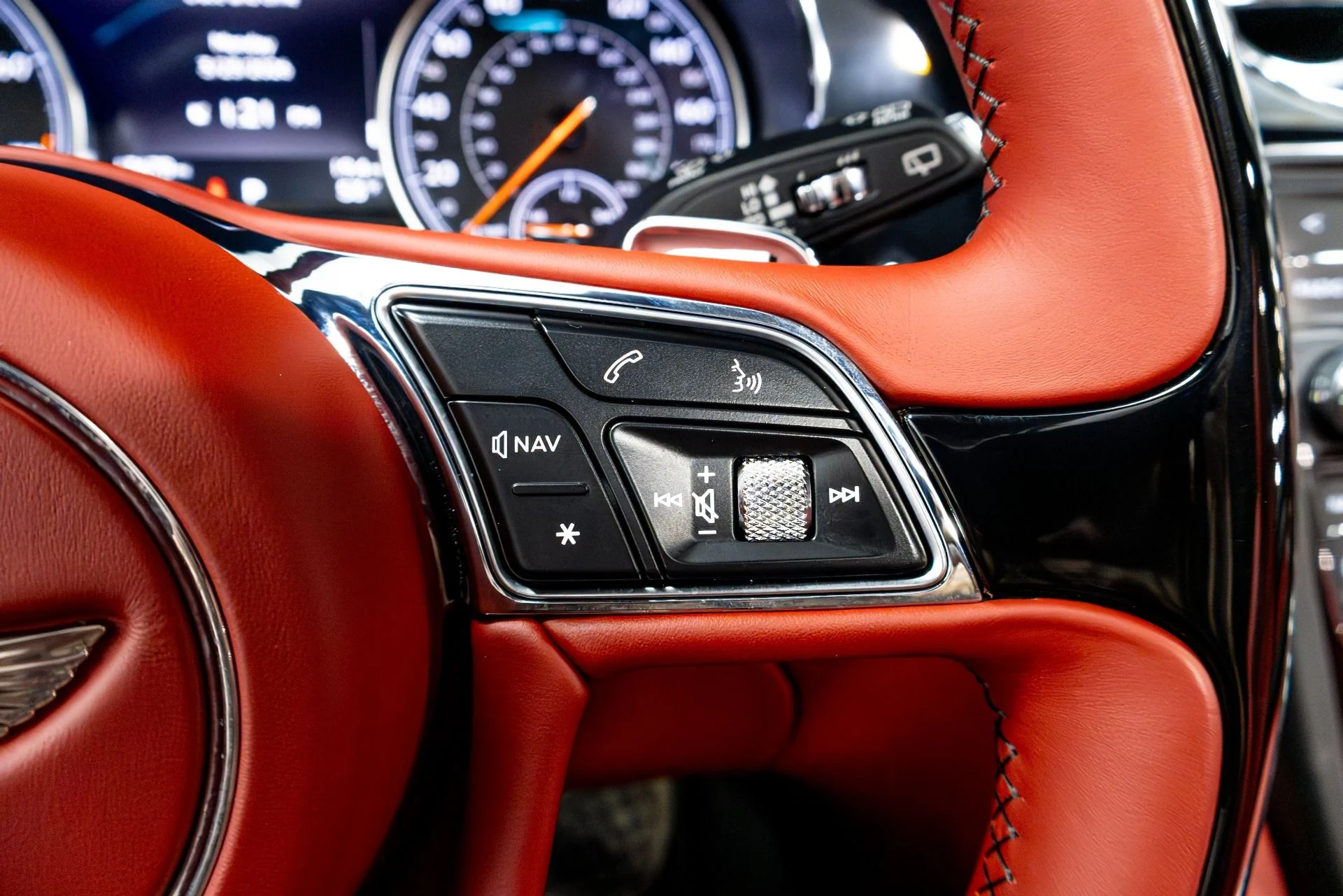 mph067_4004453465_Used_2020_Bentley_Bentayga_V8_1774292202_bfb308456f