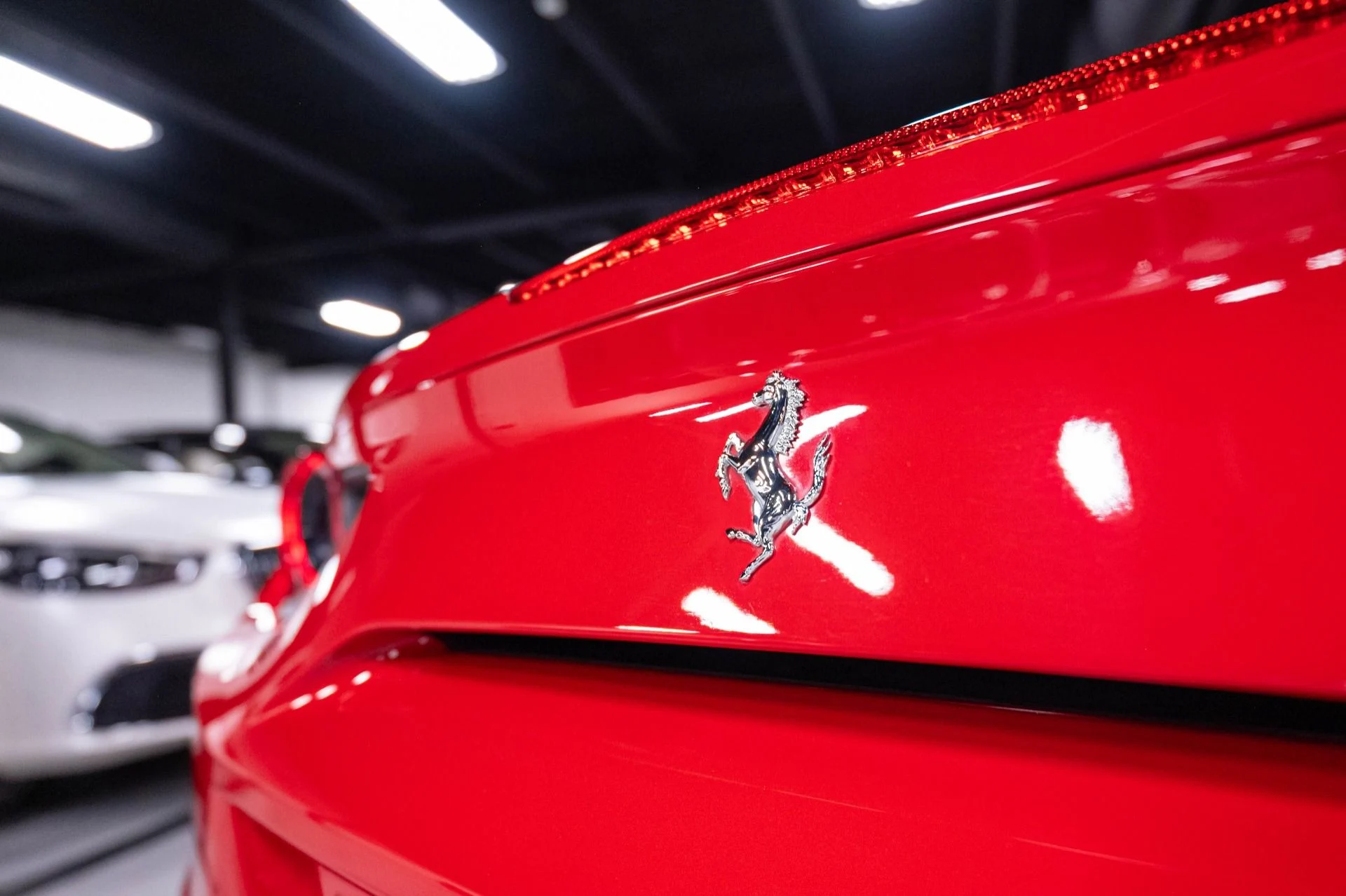 mph067_4020111322_Used_2018_Ferrari_488_GTB_1786120239_f95f60778d