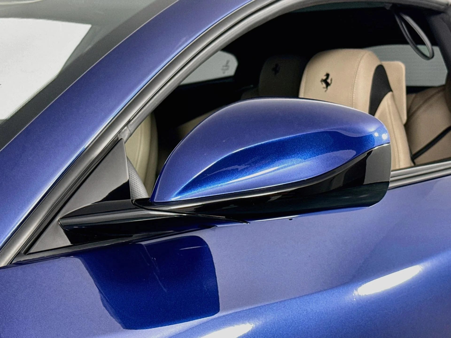 mph067_4083928447_Used_2019_Ferrari_GTC_4_Lusso_1792629203_74fb3a1255