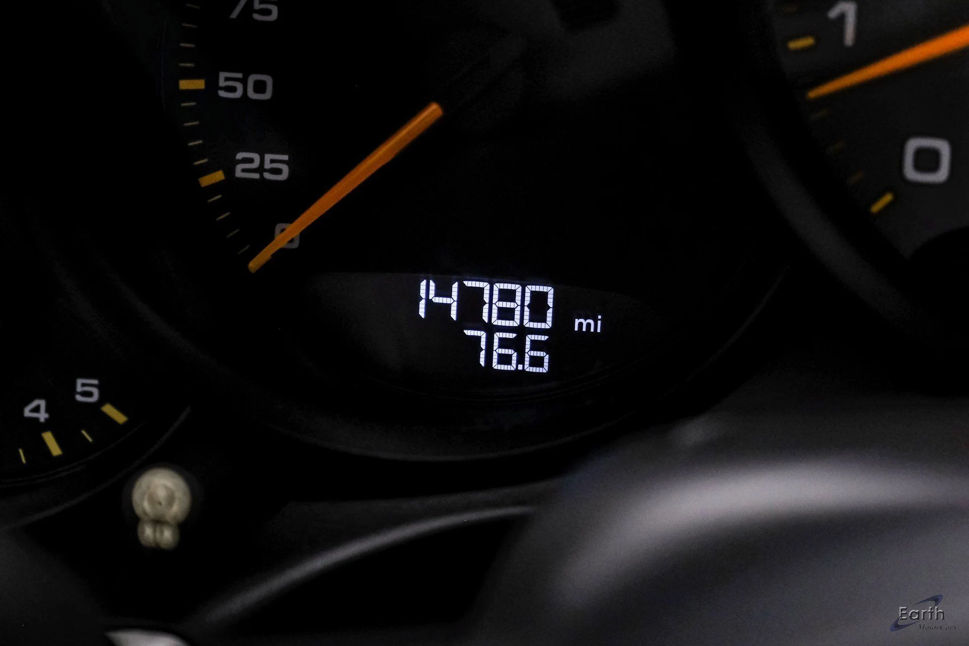 mph067_4093717469_ed9f283dd82514b60a67a2a70d2ee88fx_9a15a2ff9f