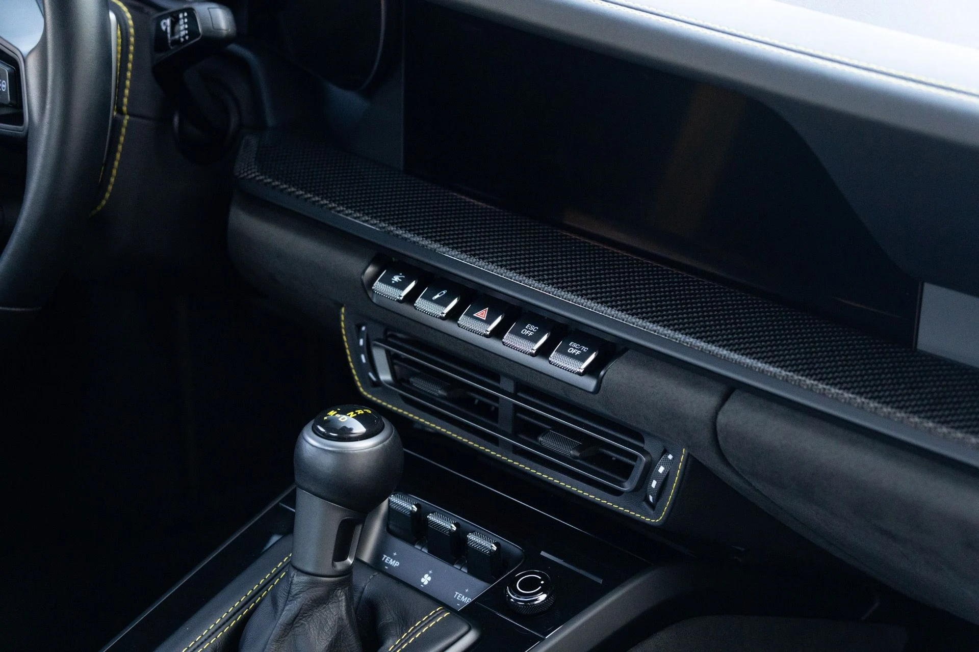 mph067_4121496166_Used_2023_Porsche_911_GT_3_1777402484_bab9b110b0