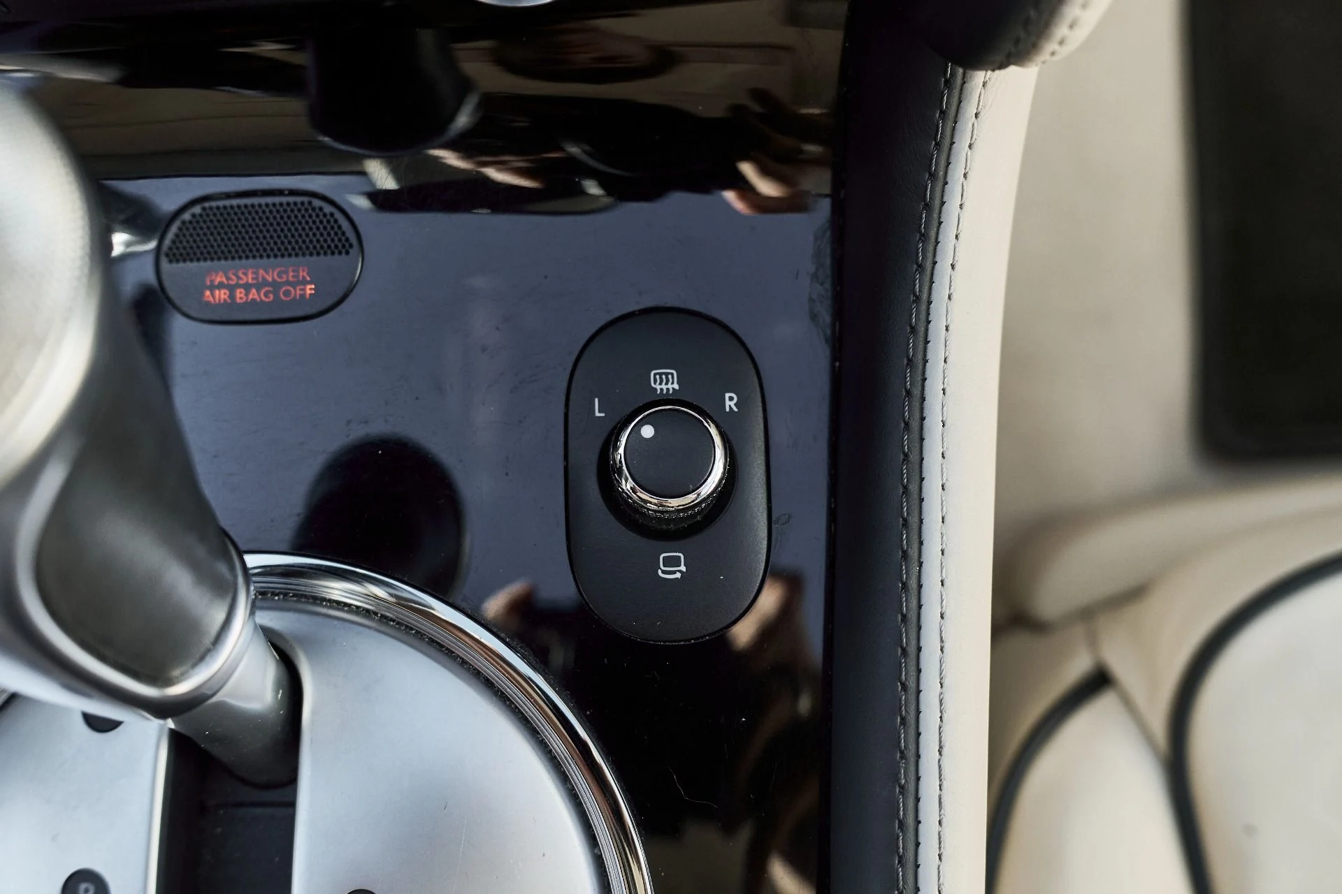 mph067_4193716334_Used_2012_Bentley_Continental_Flying_Spur_1765853882_cb4d702c22