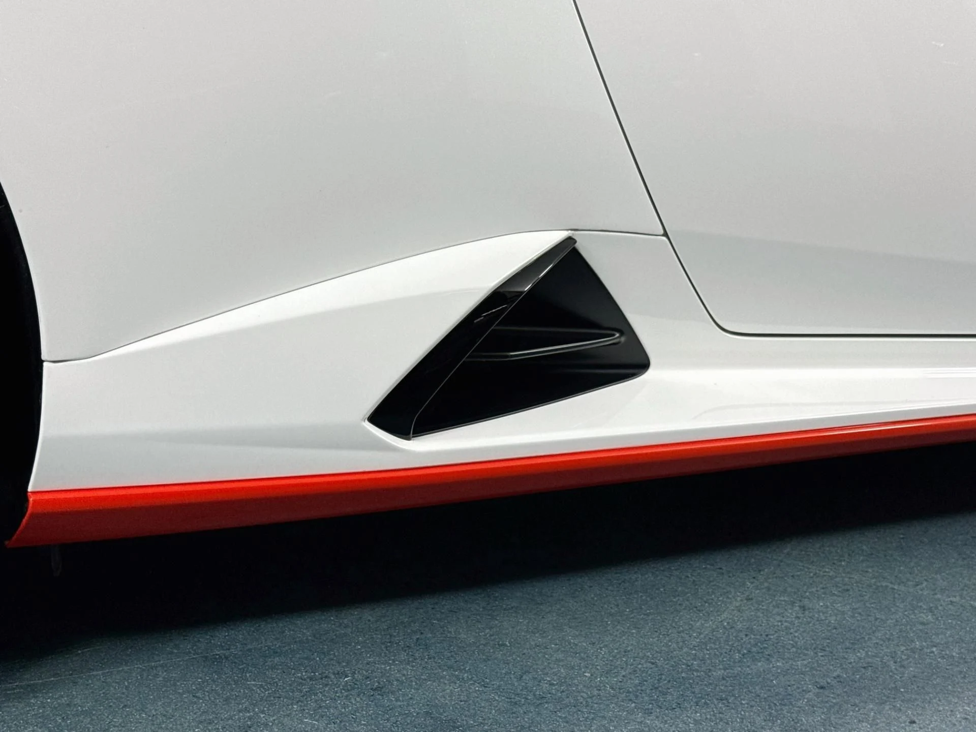 mph067_4196270251_Used_2022_Lamborghini_Huracan_STO_1789147627_64d44e1415