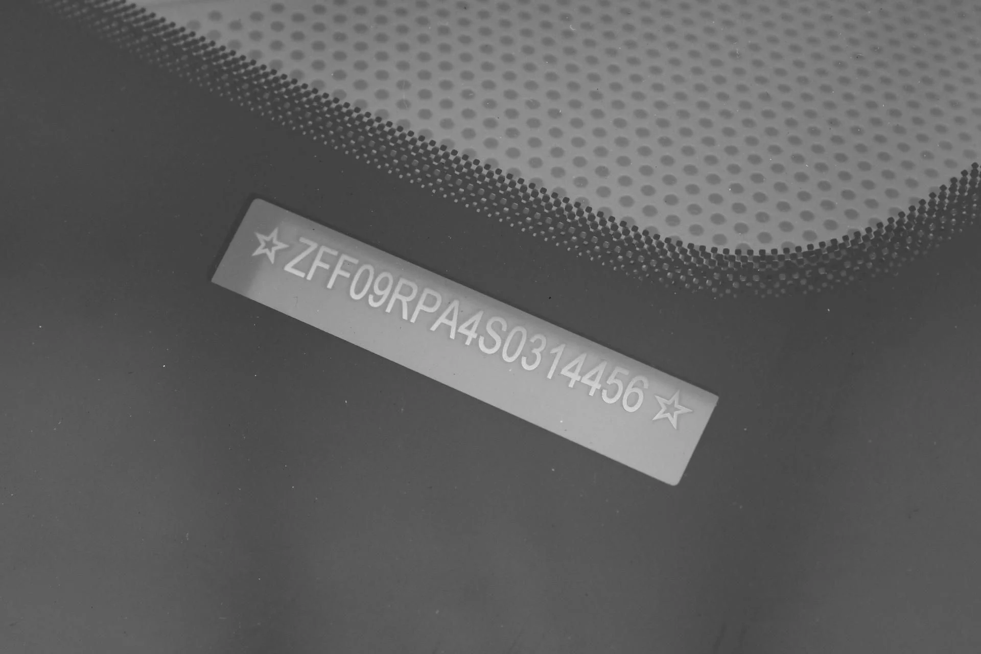 mph067_4204159301_Used_2025_Ferrari_Roma_Spider_Spider_1754640610_4f1e19b3ea