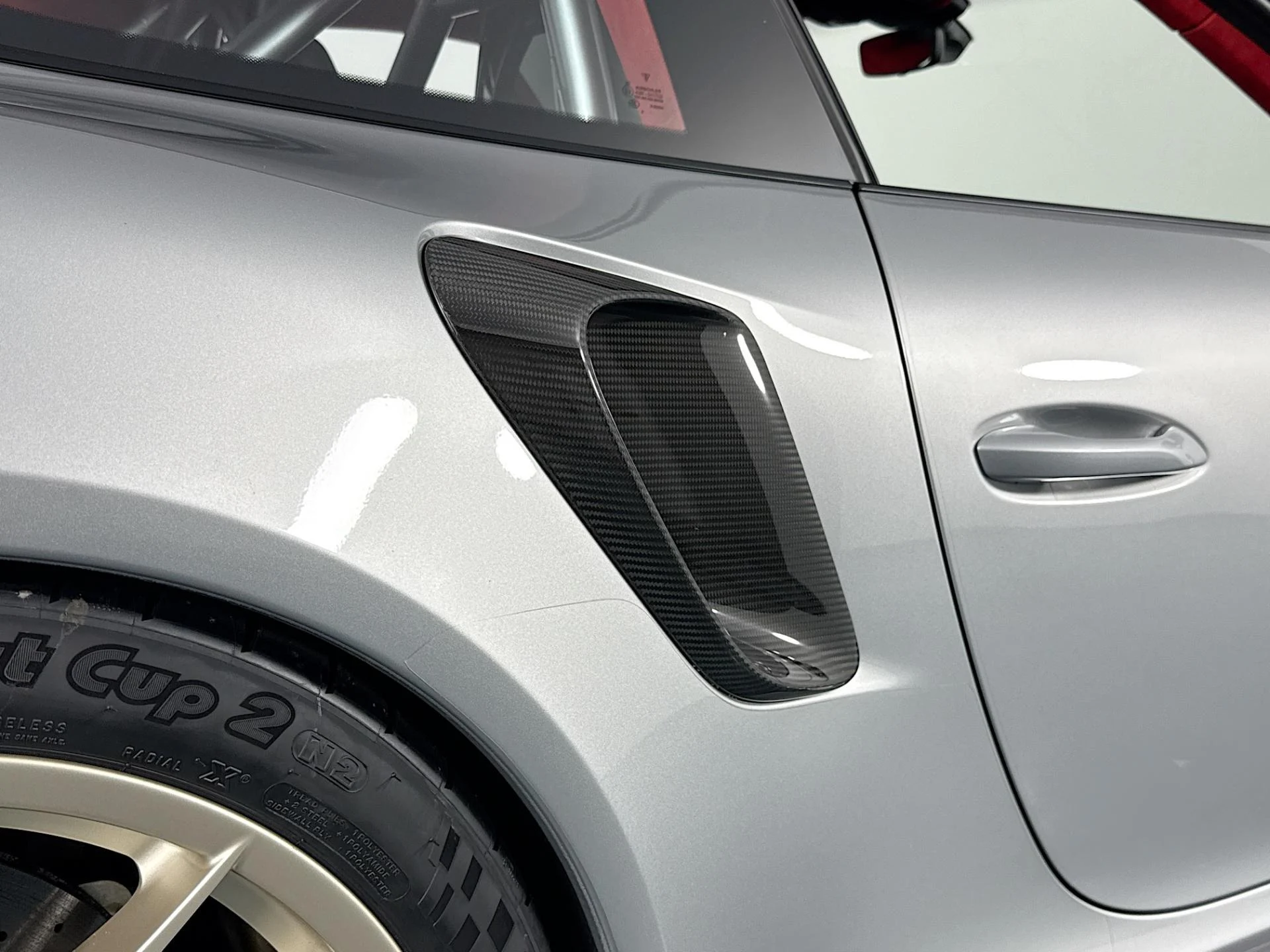 mph067_4276188377_Used_2018_Porsche_911_GT_2_RS_1784763010_171fec0850
