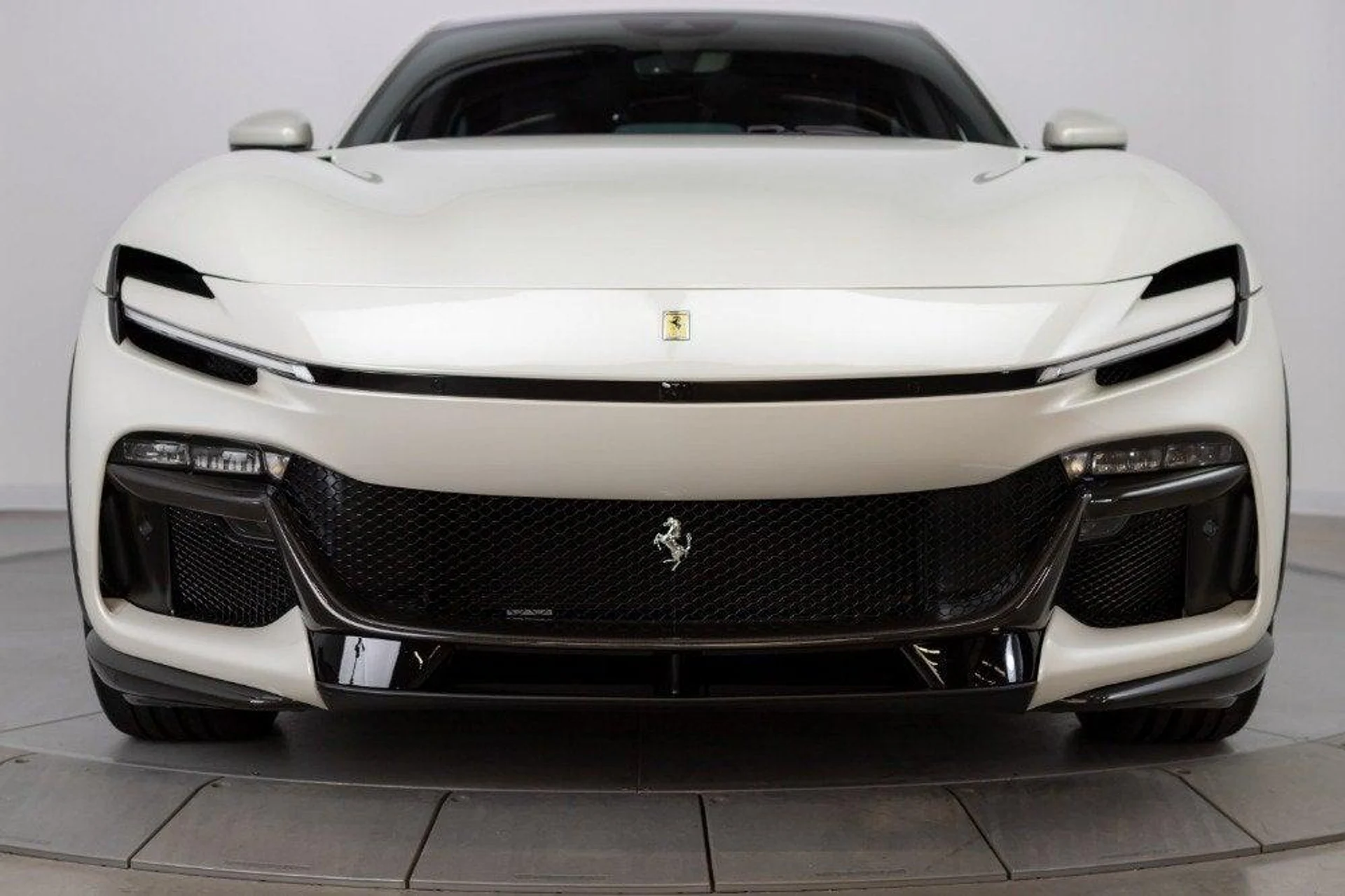 mph067_470035350_Used_2023_Ferrari_Purosangue_1787233452_9ce744b246