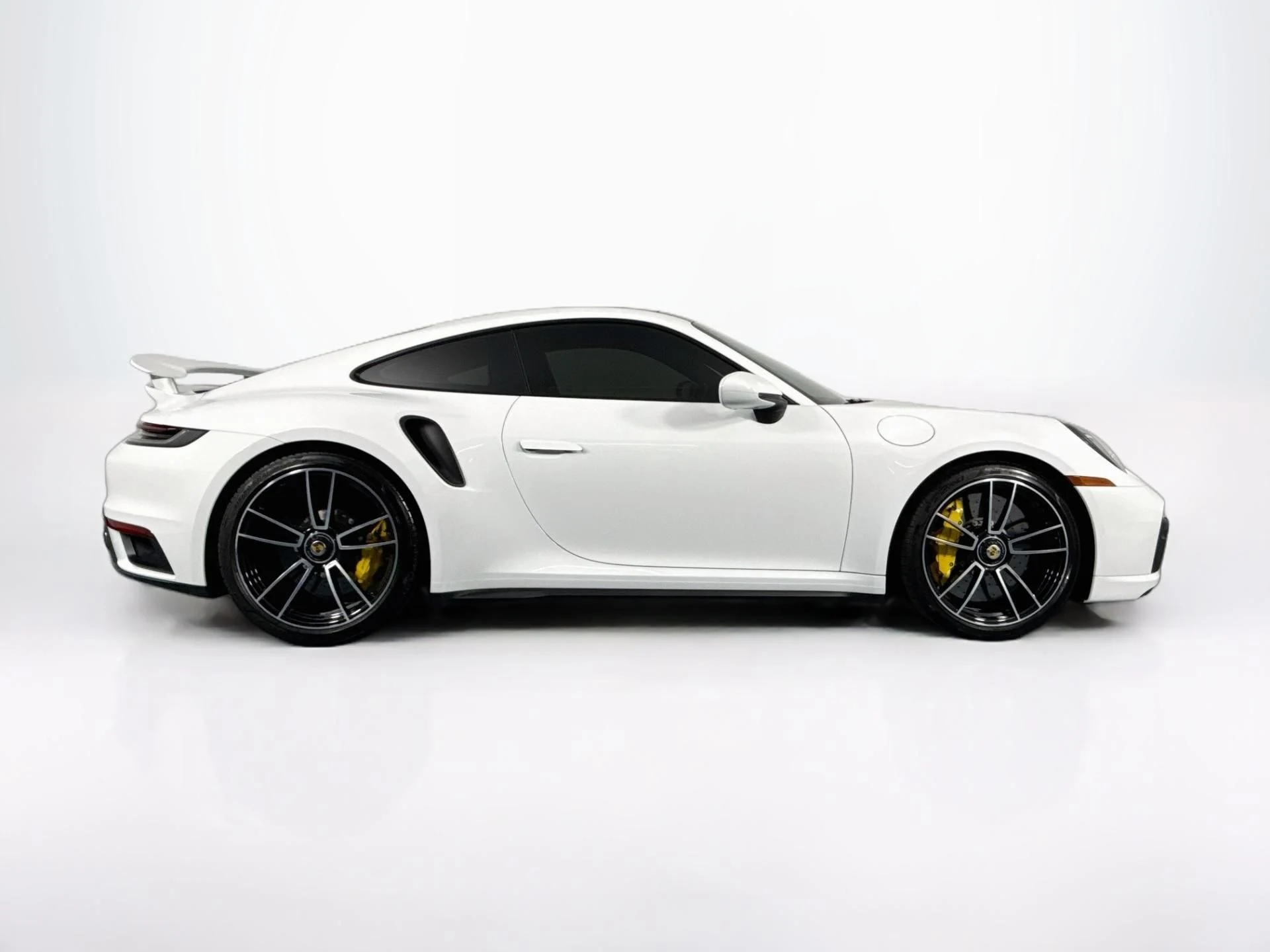 mph067_48103210_Used_2024_Porsche_911_Turbo_S_1788891753_621310aec7
