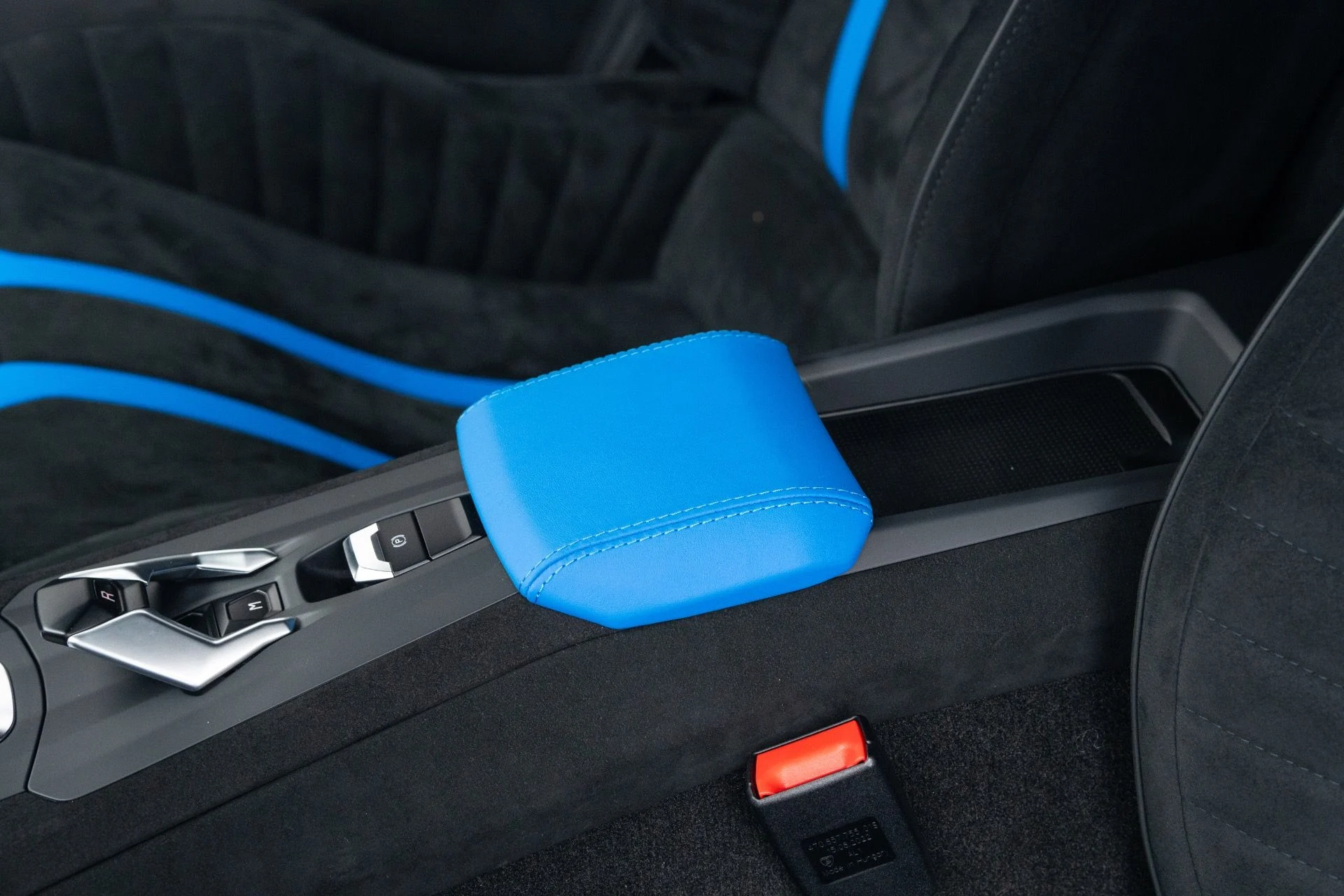 mph067_490832942_Used_2023_Lamborghini_Huracan_STO_1770160431_f5a6344a66