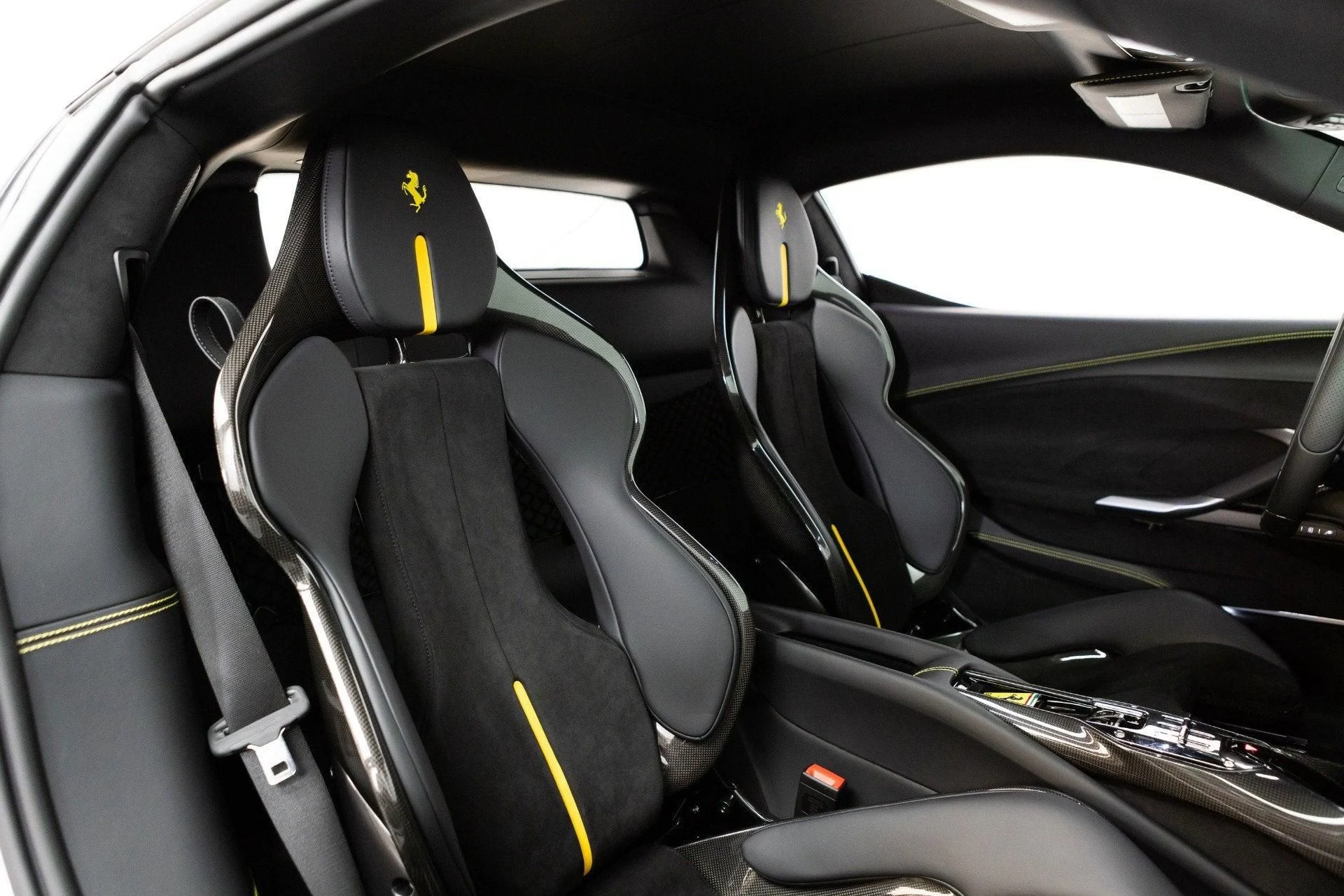 mph067_501746361_Used_2024_Ferrari_296_GTB_1777367717_b4c5c46ab1