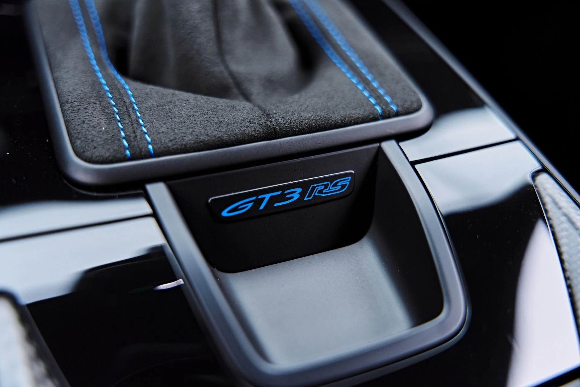 mph067_521986429_Used_2024_Porsche_911_GT_3_RS_1789729492_f77742e285