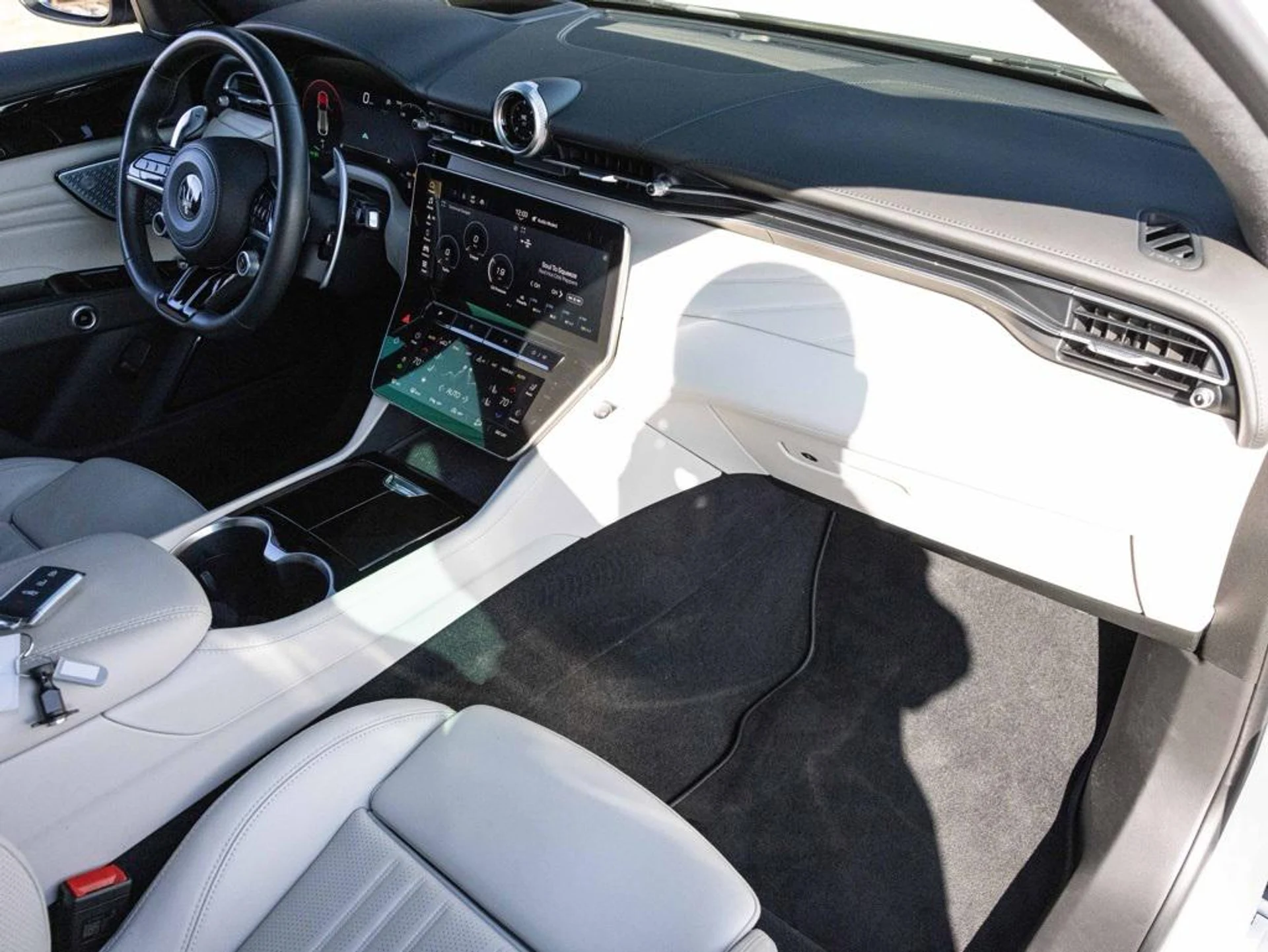 mph067_527082390_480723428_694423004f23a11bfcaf5416_39d51b4758