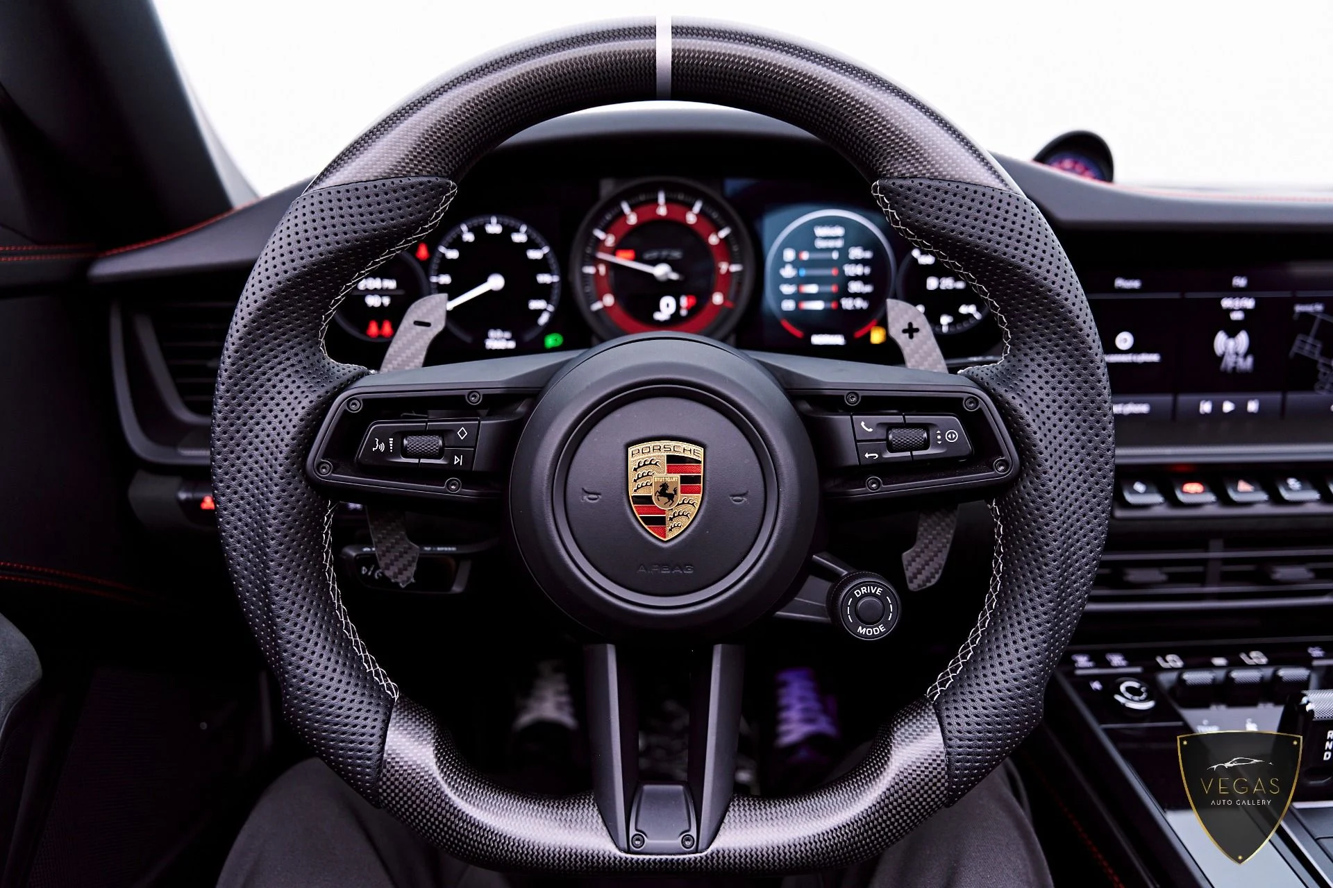 mph067_551340632_Used_2023_Porsche_911_Targa_4_GTS_1782343456_a5fd163d3d