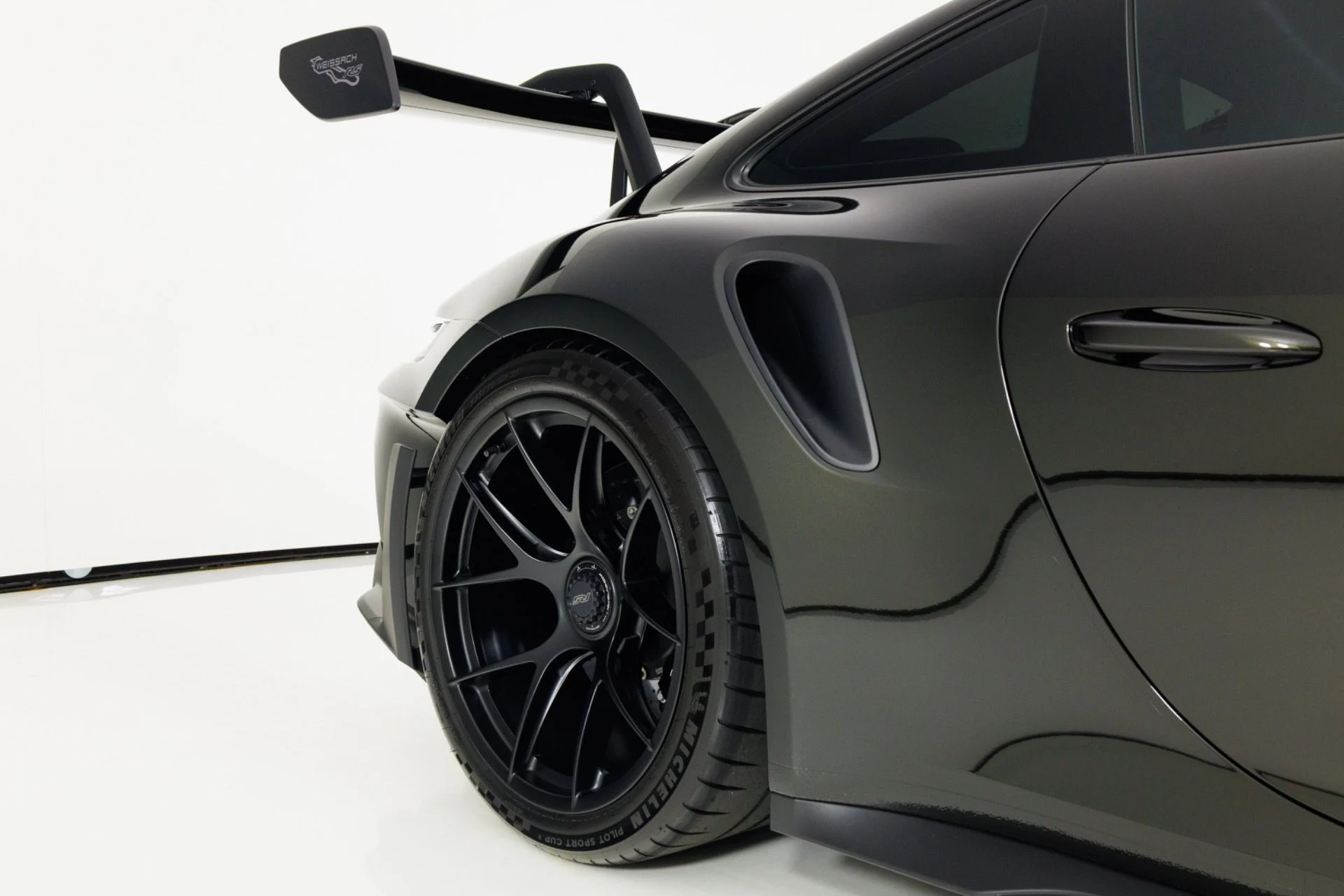 mph067_552792838_Used_2025_Porsche_911_GT_3_RS_1778773973_3b623b1bc3