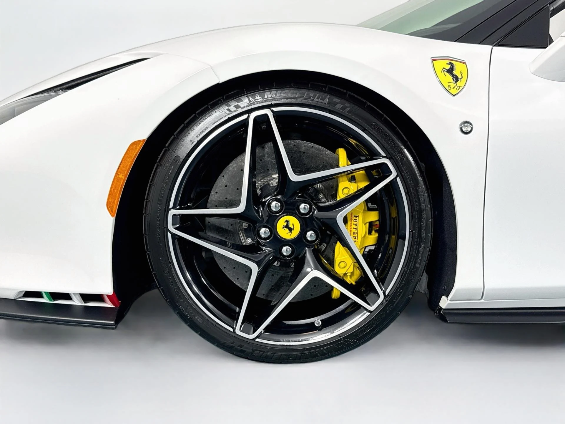 mph067_592438950_Used_2020_Ferrari_F8_Tributo_1791224696_267b8116c4
