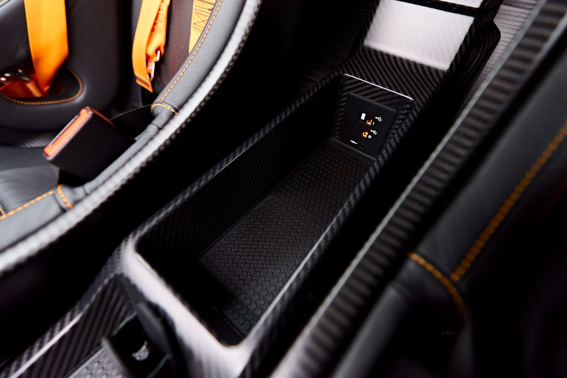 mph067_663767408_Used_2019_Mc_Laren_Senna_1766516201_8c66288828