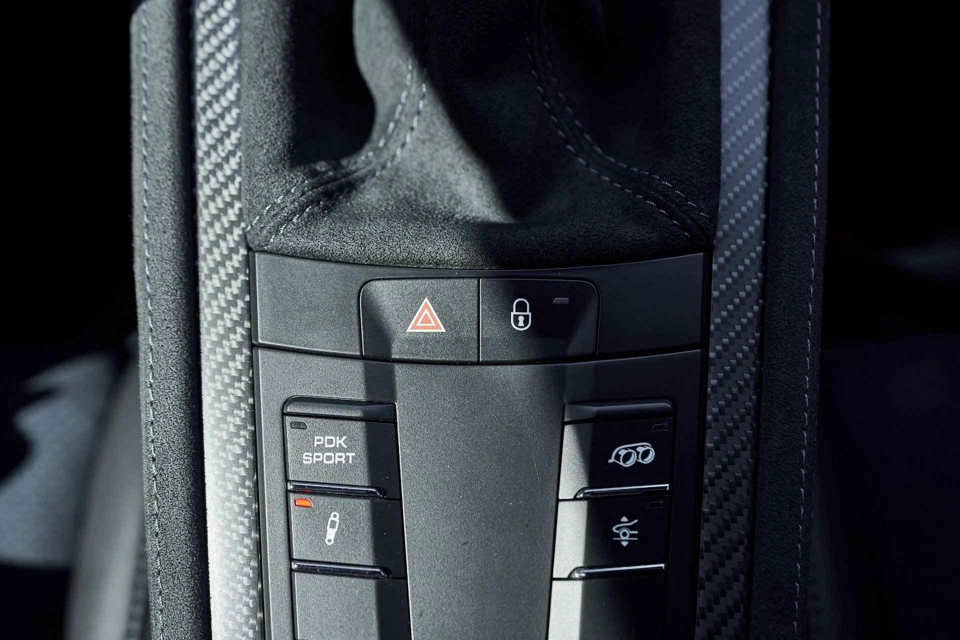 mph067_685352757_Used_2023_Porsche_718_Cayman_GT_4_RS_1760748982_4311d61d4c