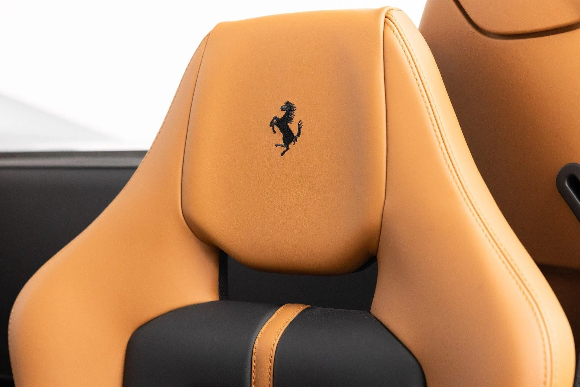 mph067_69070380_Used_2017_Ferrari_488_Spider_1784891699_050280195a
