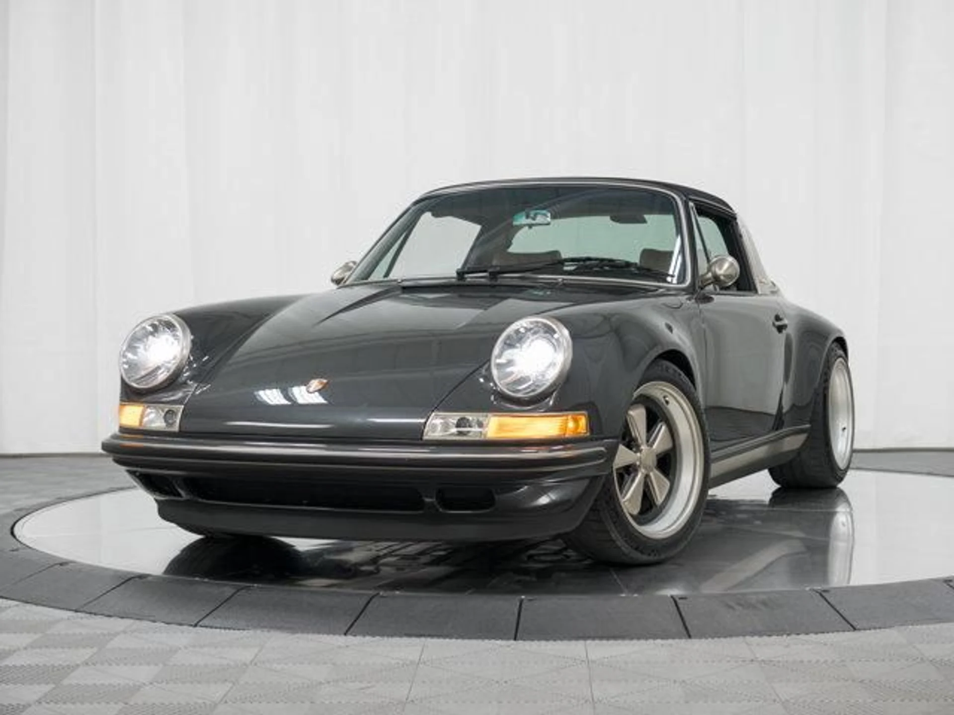 mph067_825197118_Rv_H_Cd_Tx_W_Fk_KEJ_2_Z_Lb_ujw0_Rk_Paw_211b97078a