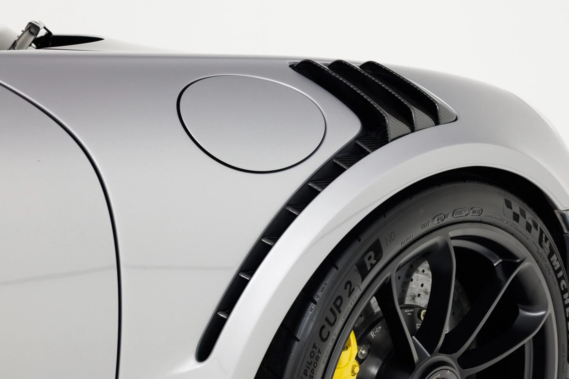 mph067_869831171_Used_2018_Porsche_911_GT_2_RS_1791916169_d860423ca5