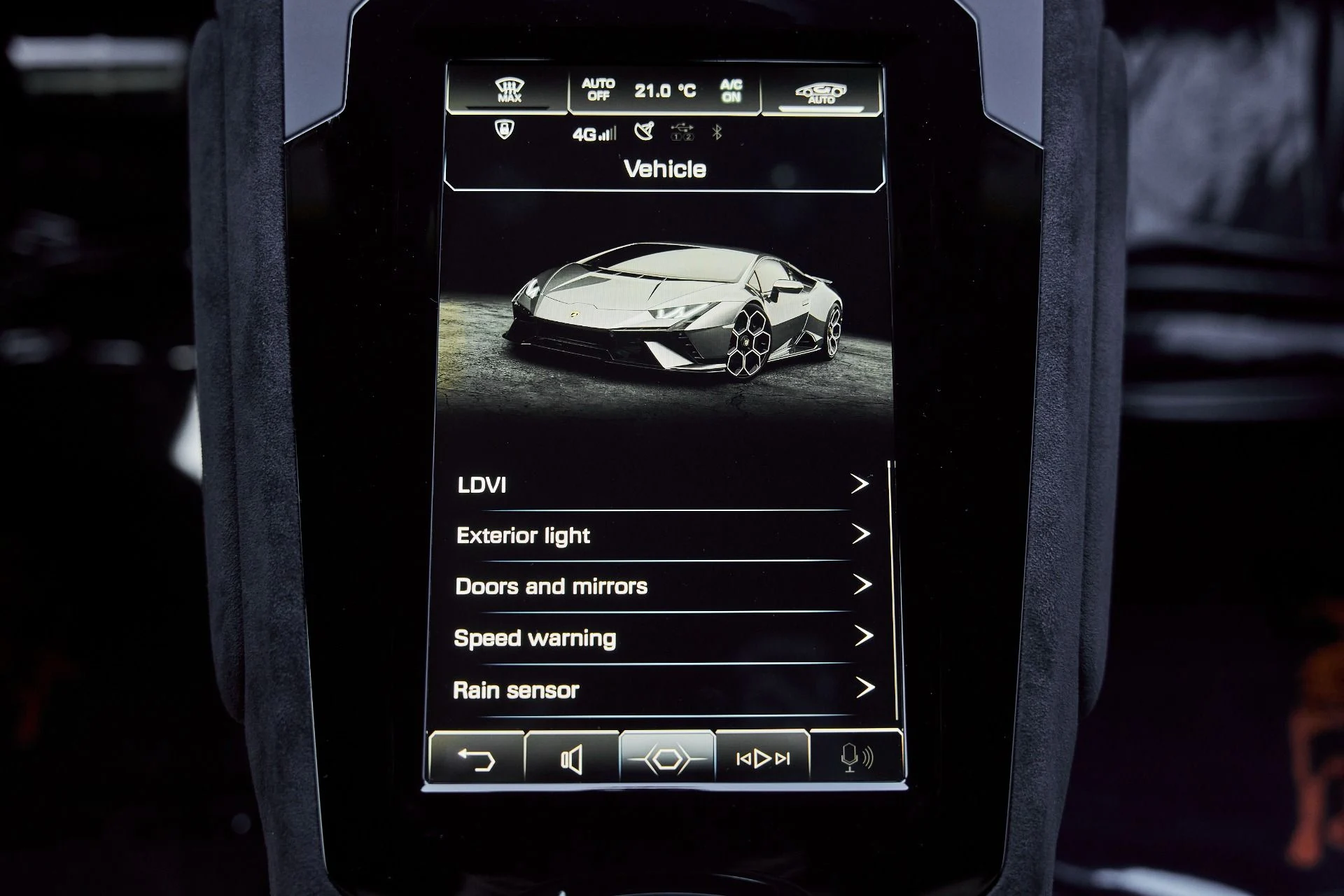 mph067_876725057_Used_2024_Lamborghini_Huracan_Tecnica_Base_1773278524_0b1792106f