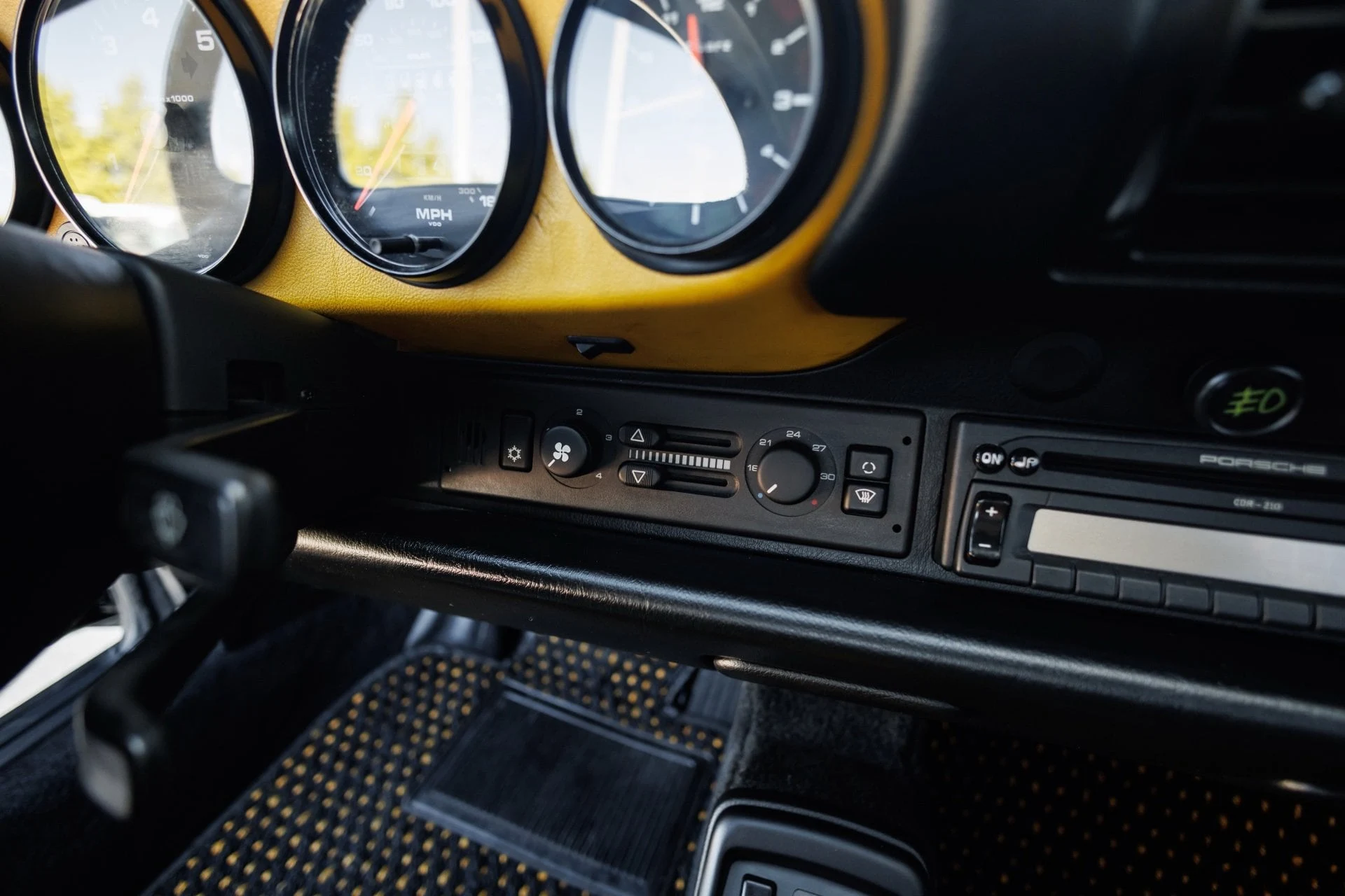 mph067_943648892_07779b18f2d6b7294a4bc45ddff7fd3dx_610f9816ac