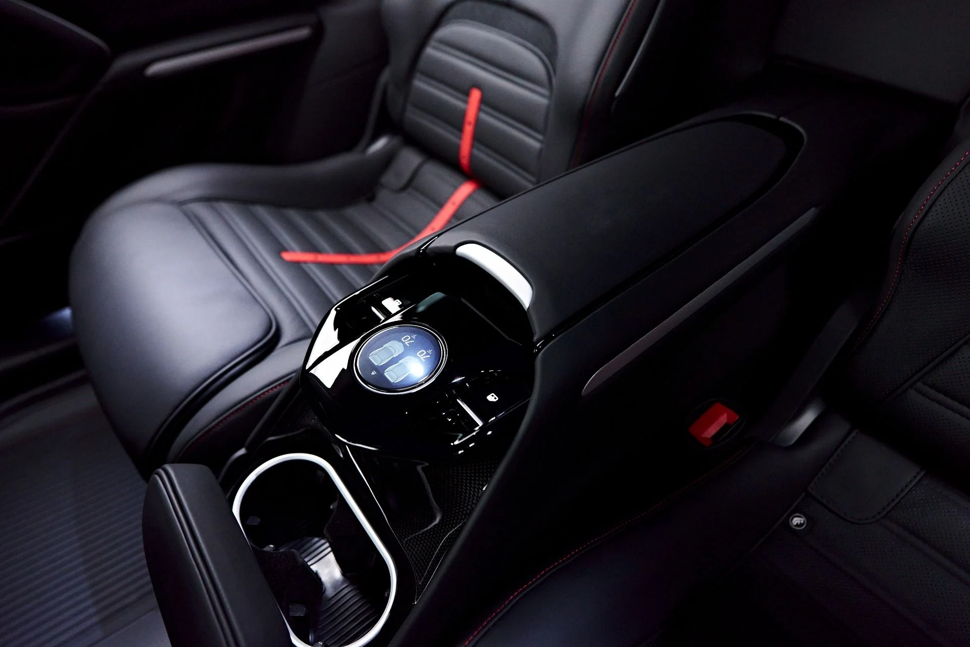 mph067_956558464_Used_2024_Ferrari_Purosangue_Base_1757201197_dcde225ee1