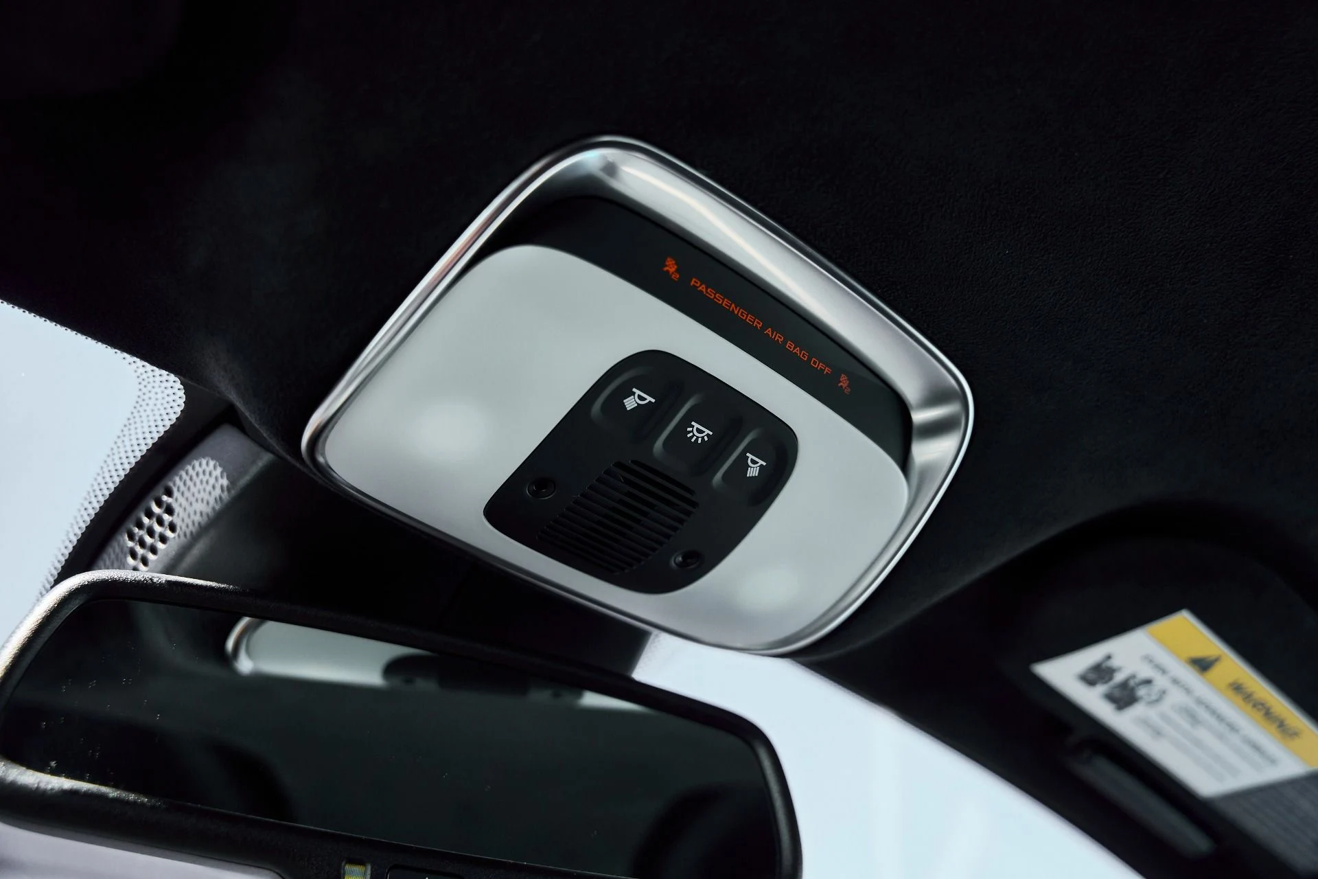 mph067_9665434_Used_2021_Mc_Laren_765_LT_Base_1772822890_9c9368178a