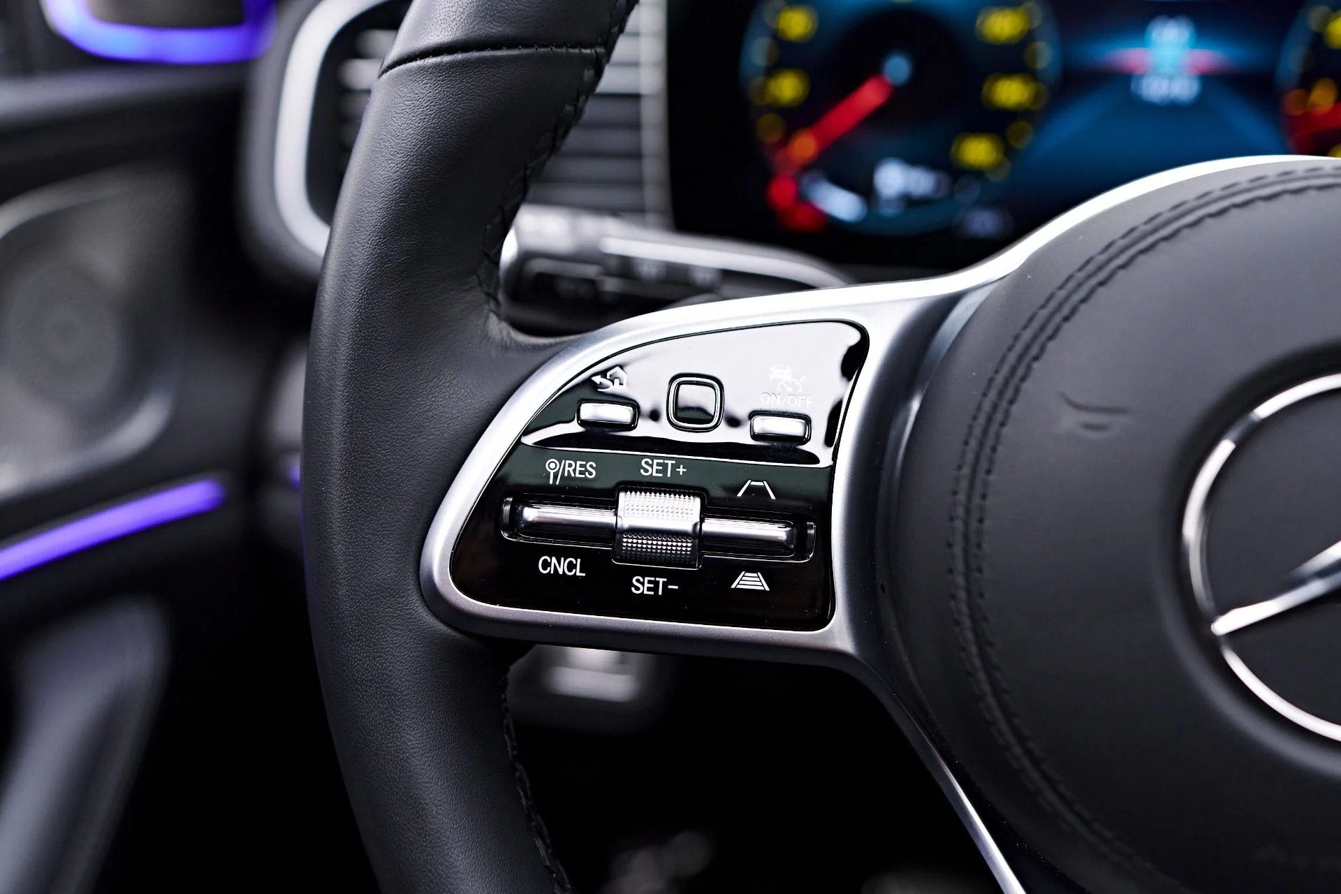 mph068_1008011750_Used_2022_Mercedes_Benz_GLS_Maybach_GLS_600_1747446181_eca9c5450a