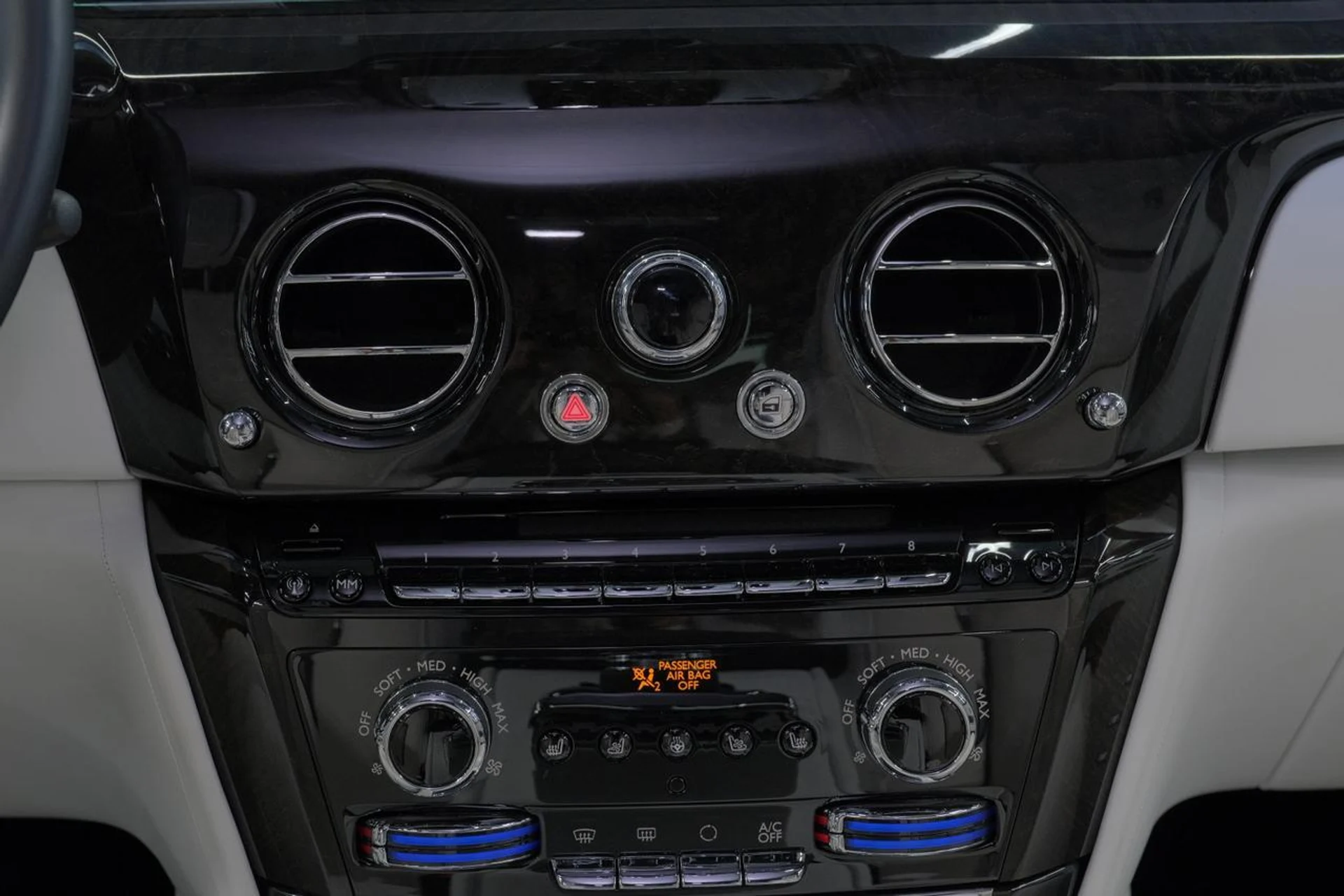 mph068_1023812102_25db1fb7a4683bca2c259f6473aadba0_2572c8fbef