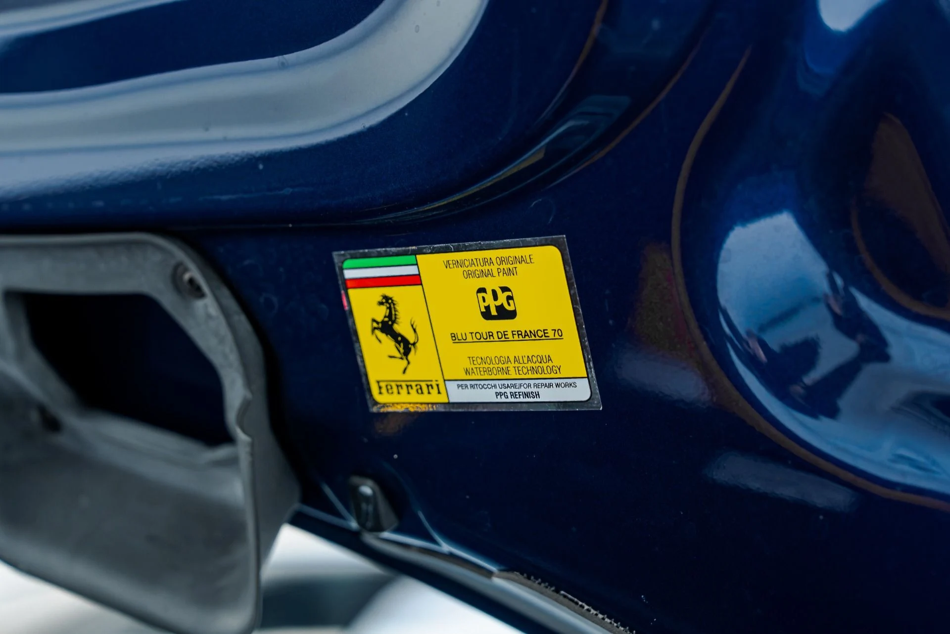 mph068_1024824615_Used_2019_Ferrari_488_Spider_1791569601_b249324489