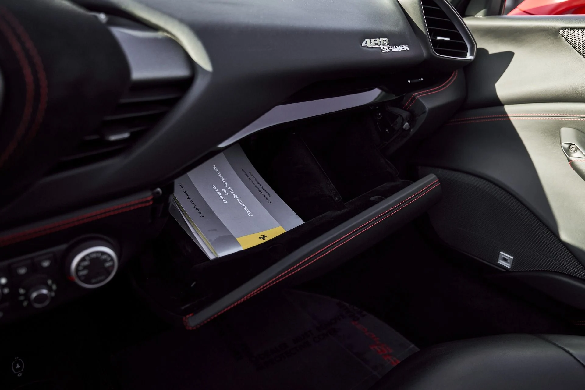 mph068_1048364326_Used_2019_Ferrari_488_Spider_Base_1766025022_89c32e0fdc