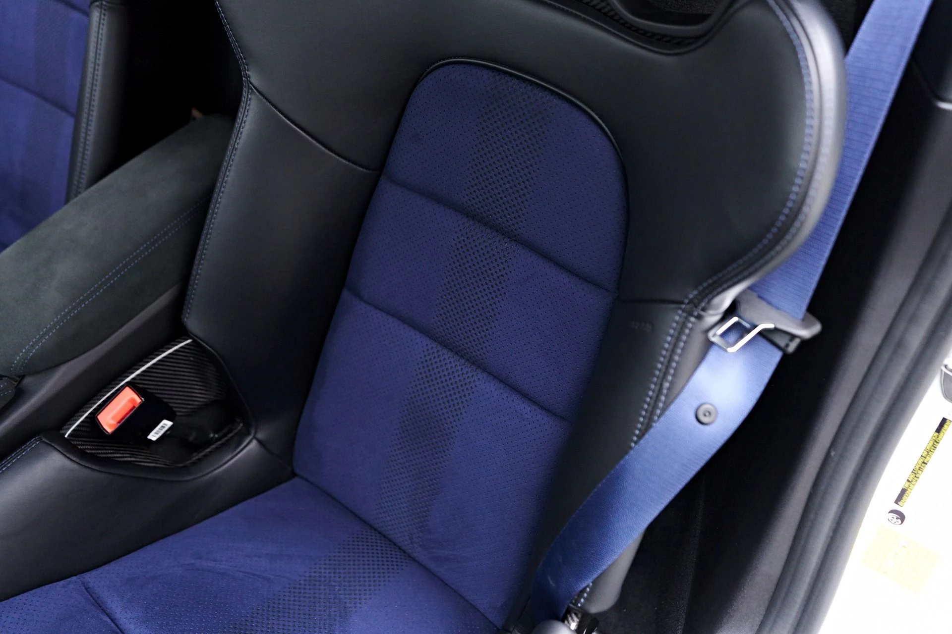 mph068_1093552037_Used_2025_Porsche_718_Cayman_GT_4_RS_1754674090_25bb59c397