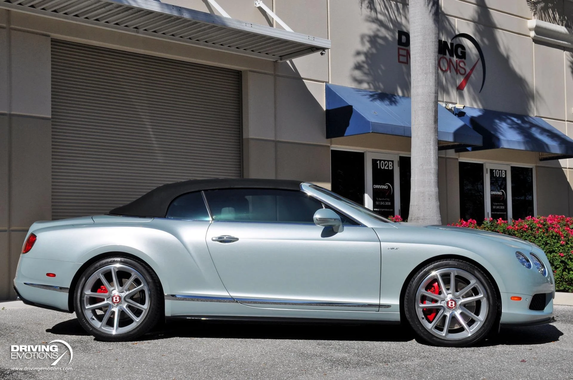 mph068_1096951058_886_p69_l_2804964acb