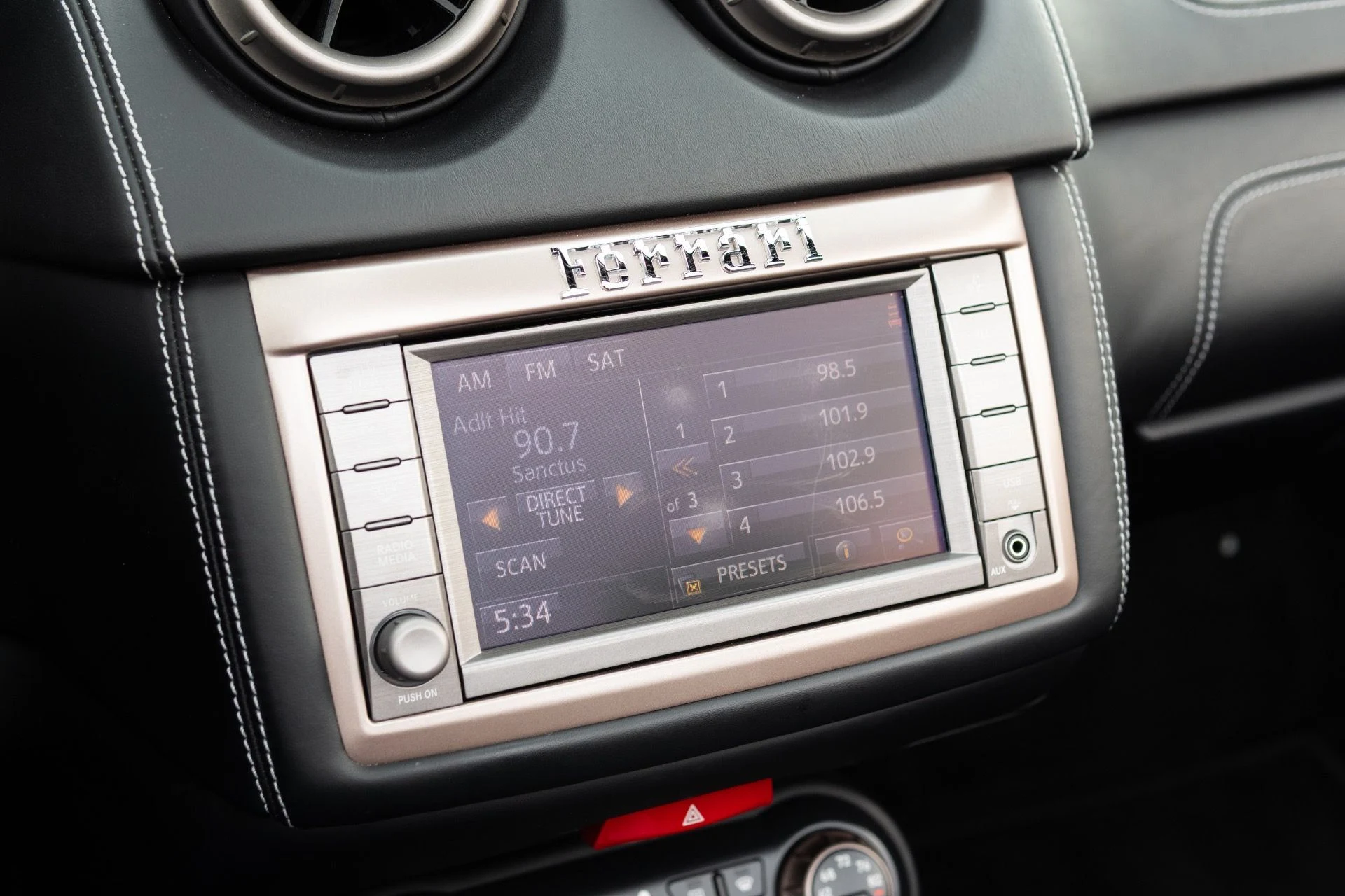 mph068_1143810468_Used_2014_Ferrari_California_1774924910_6709969819