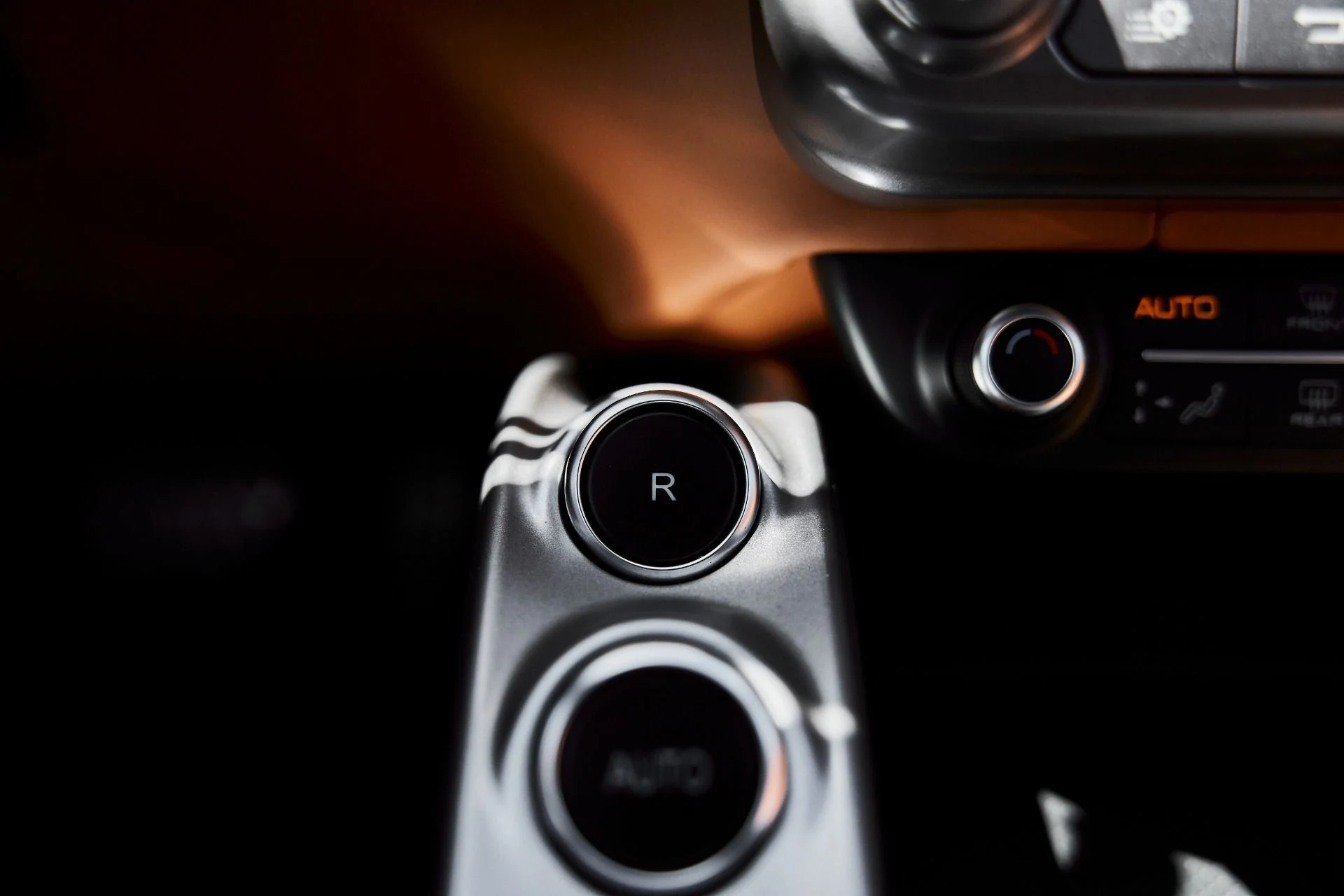 mph068_1165581417_Used_2018_Ferrari_GTC_4_Lusso_V12_1775612114_6a755dc7a6