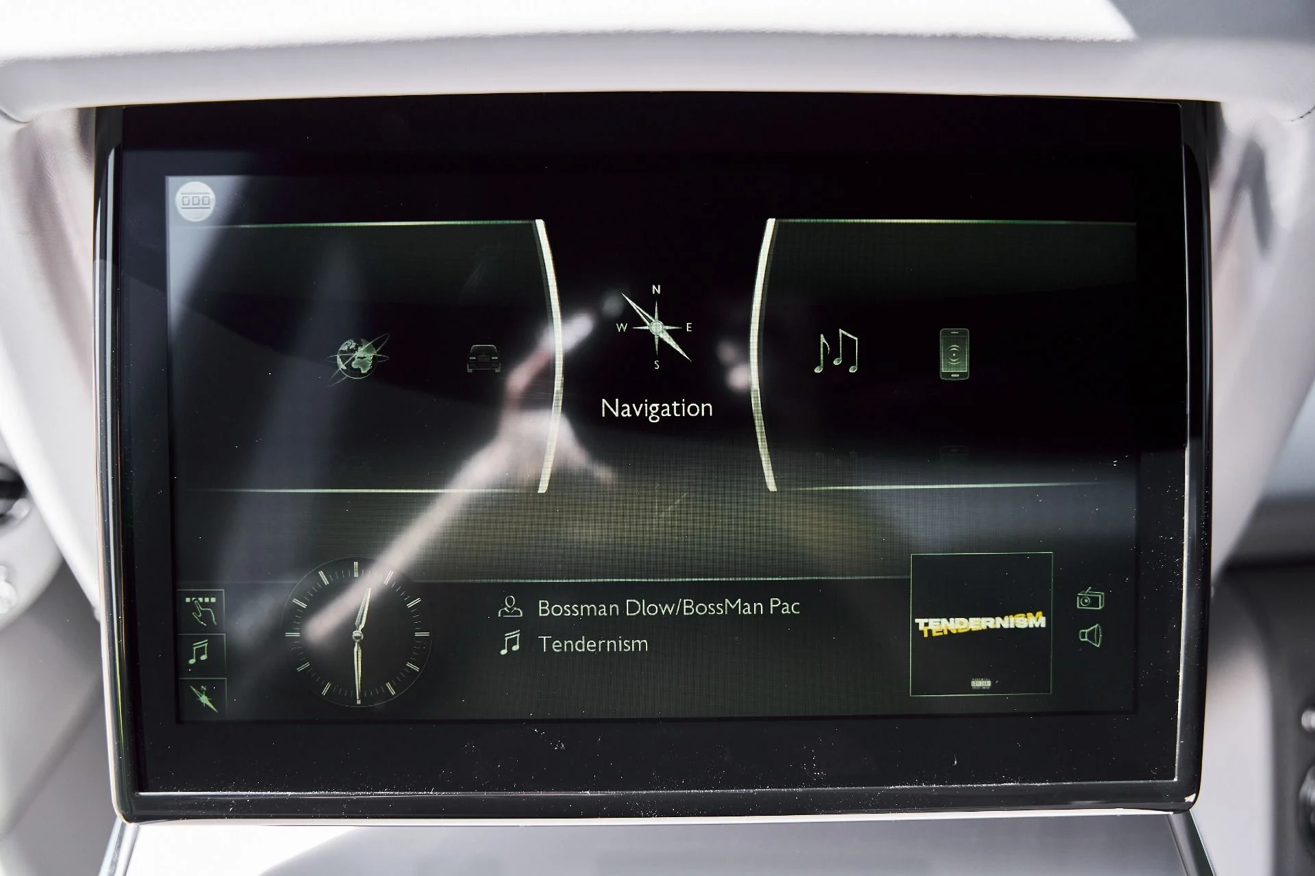 mph068_1167863295_Used_2024_Rolls_Royce_Cullinan_Base_1773162676_1550d485fc