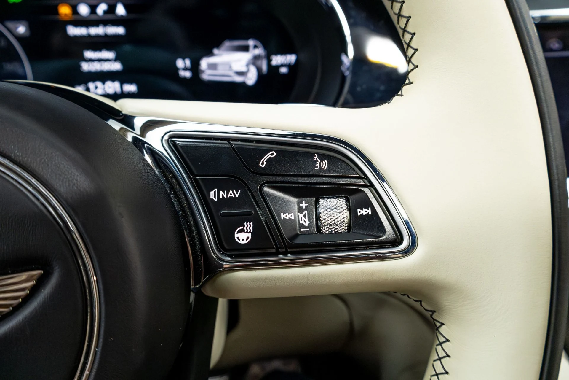 mph068_1220211523_Used_2021_Bentley_Bentayga_V8_First_Edition_1774291657_896725f184