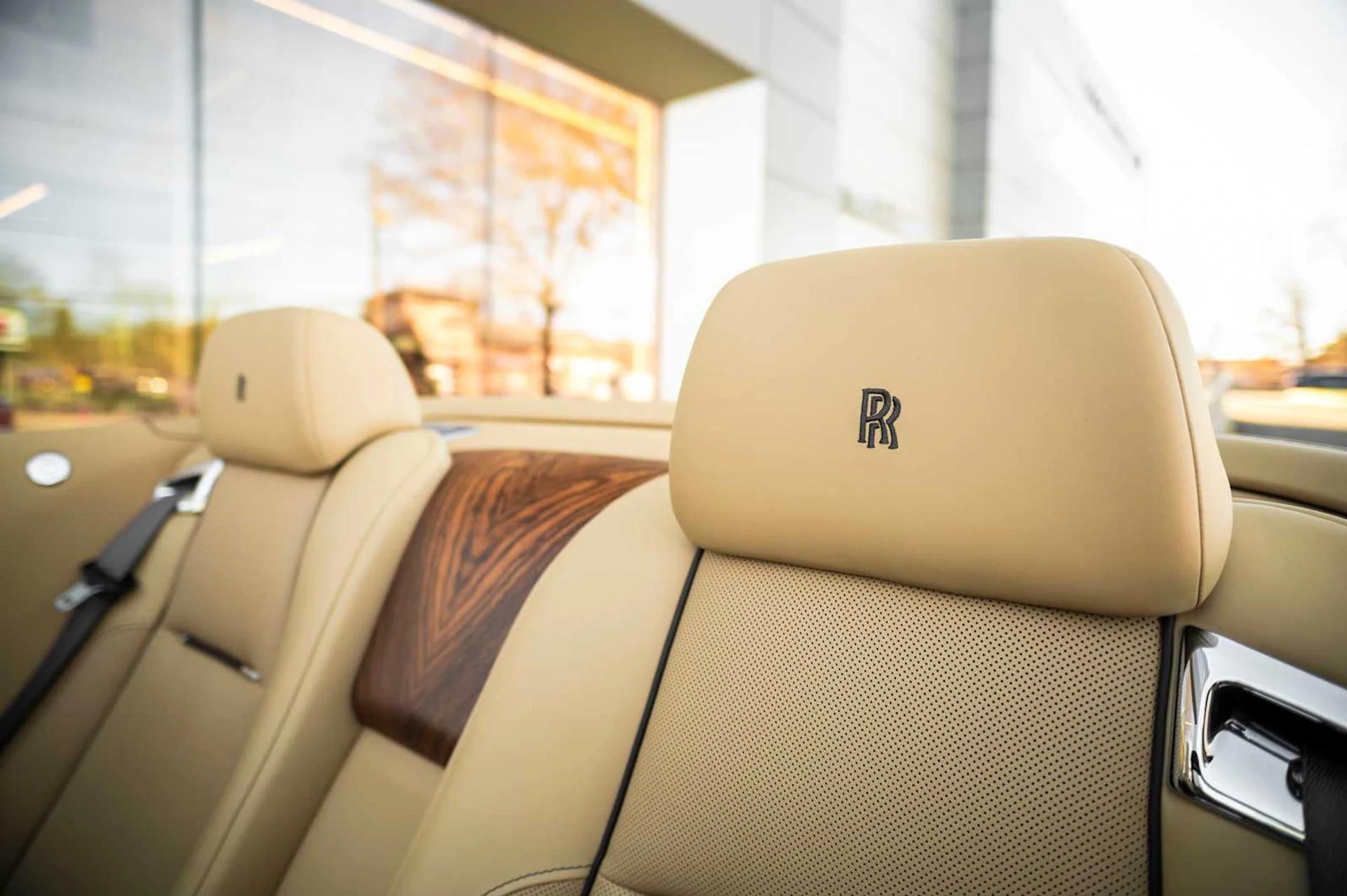 mph068_1220901498_d897da0fabee4c7fd85336ae95703368x_8c1dc5db90