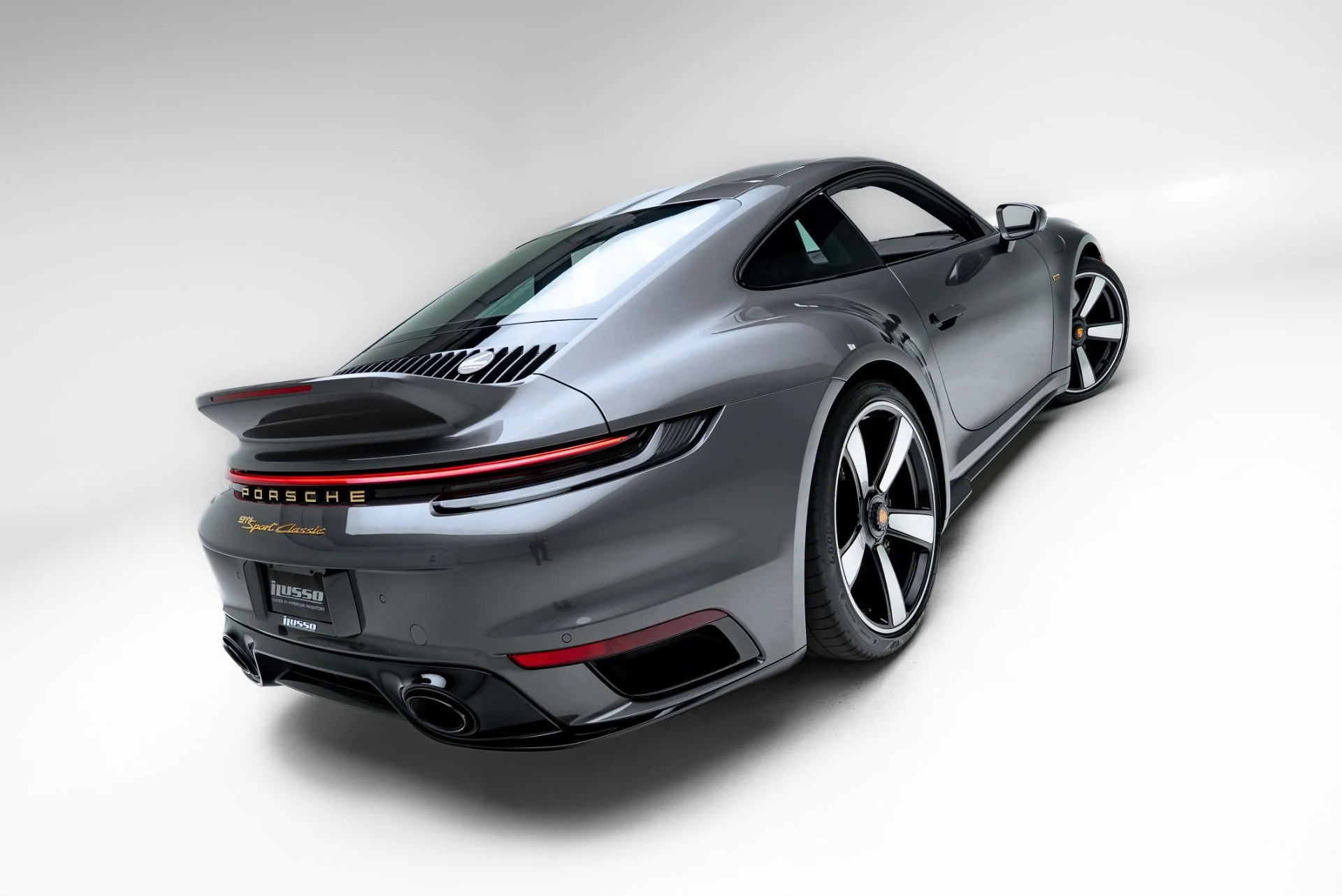 mph068_1276331585_Used_2023_Porsche_911_Sport_Classic_1776441930_cfdc40155b