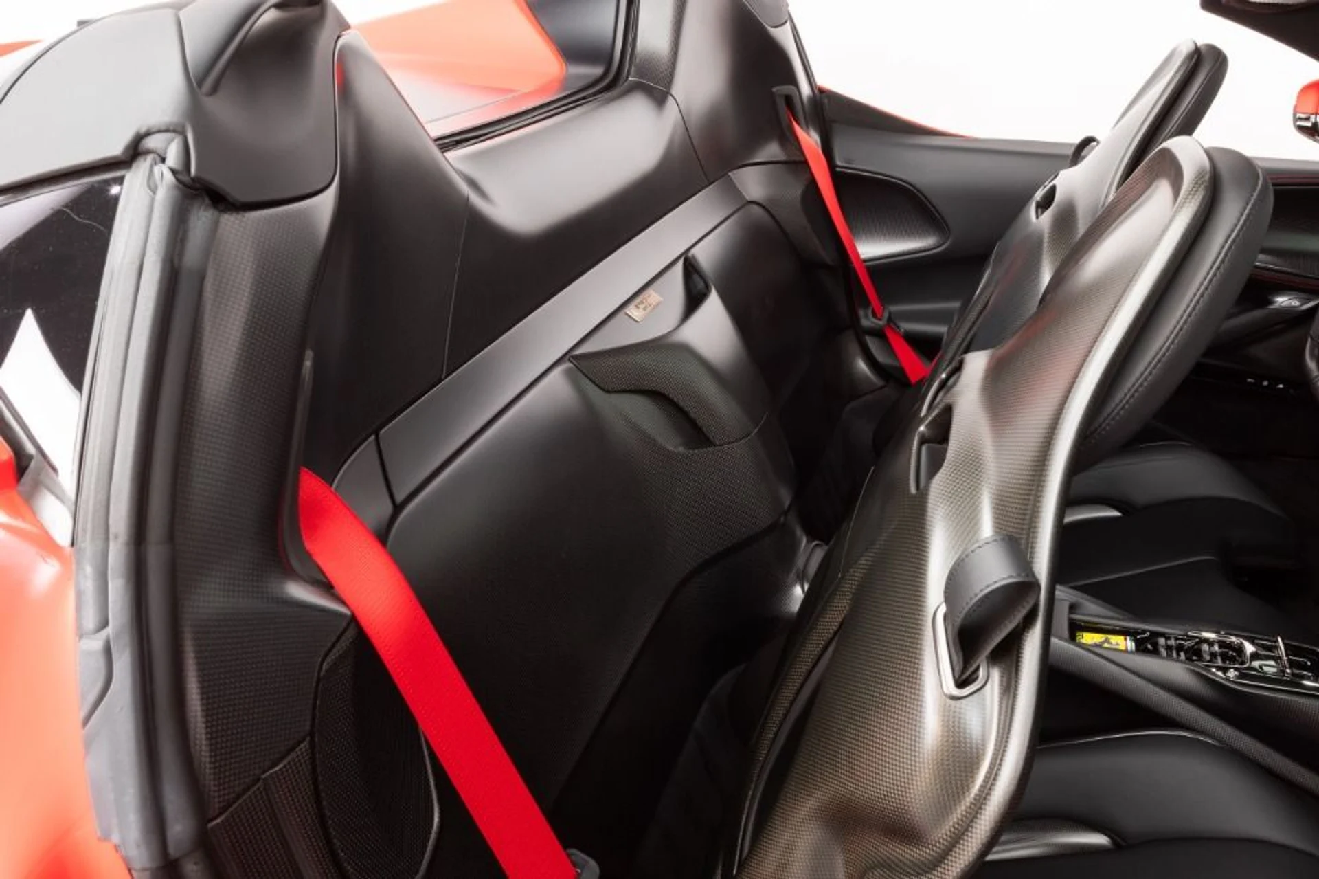 mph068_1357308536_Used_2022_Ferrari_SF_90_Spider_5946adfbb1