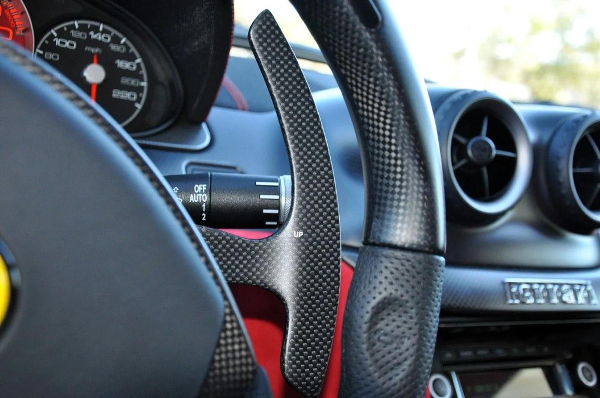 mph068_1372399529_82_p69_l_353ab36dc2